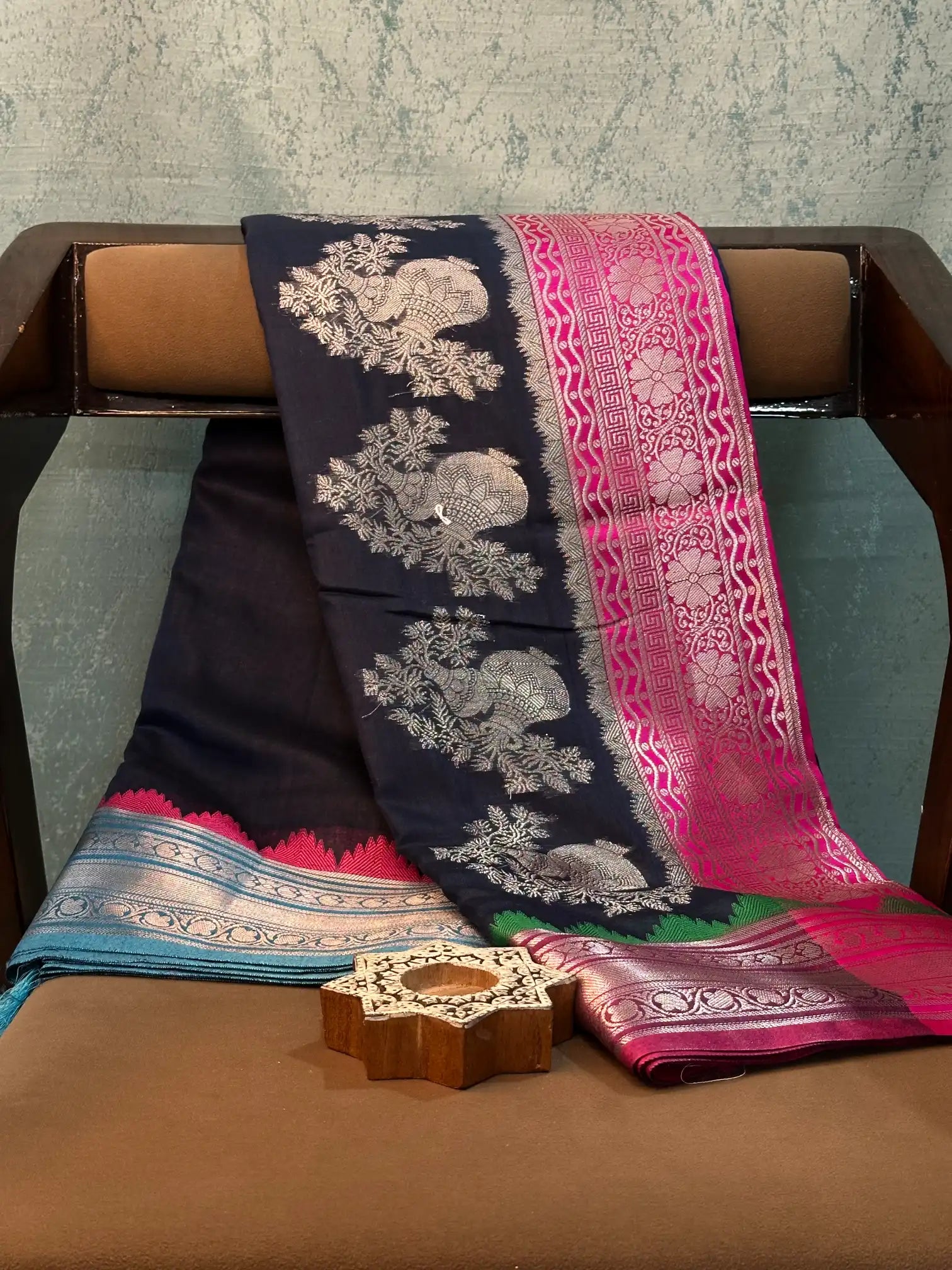 Eccentric Weave Softsilk Traditional Banarasi Saree