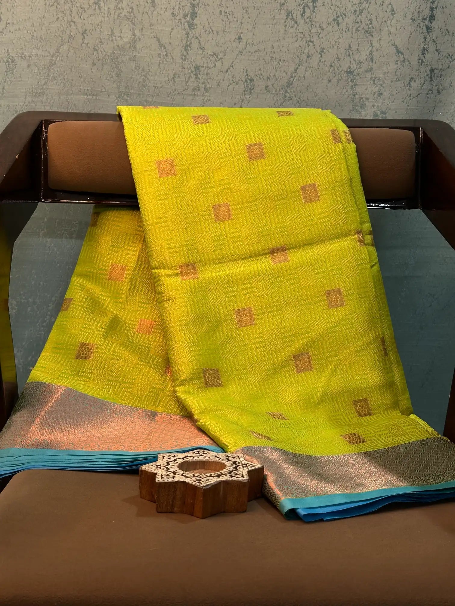Jacquard Weave Soft Beautiful Banarasi Saree