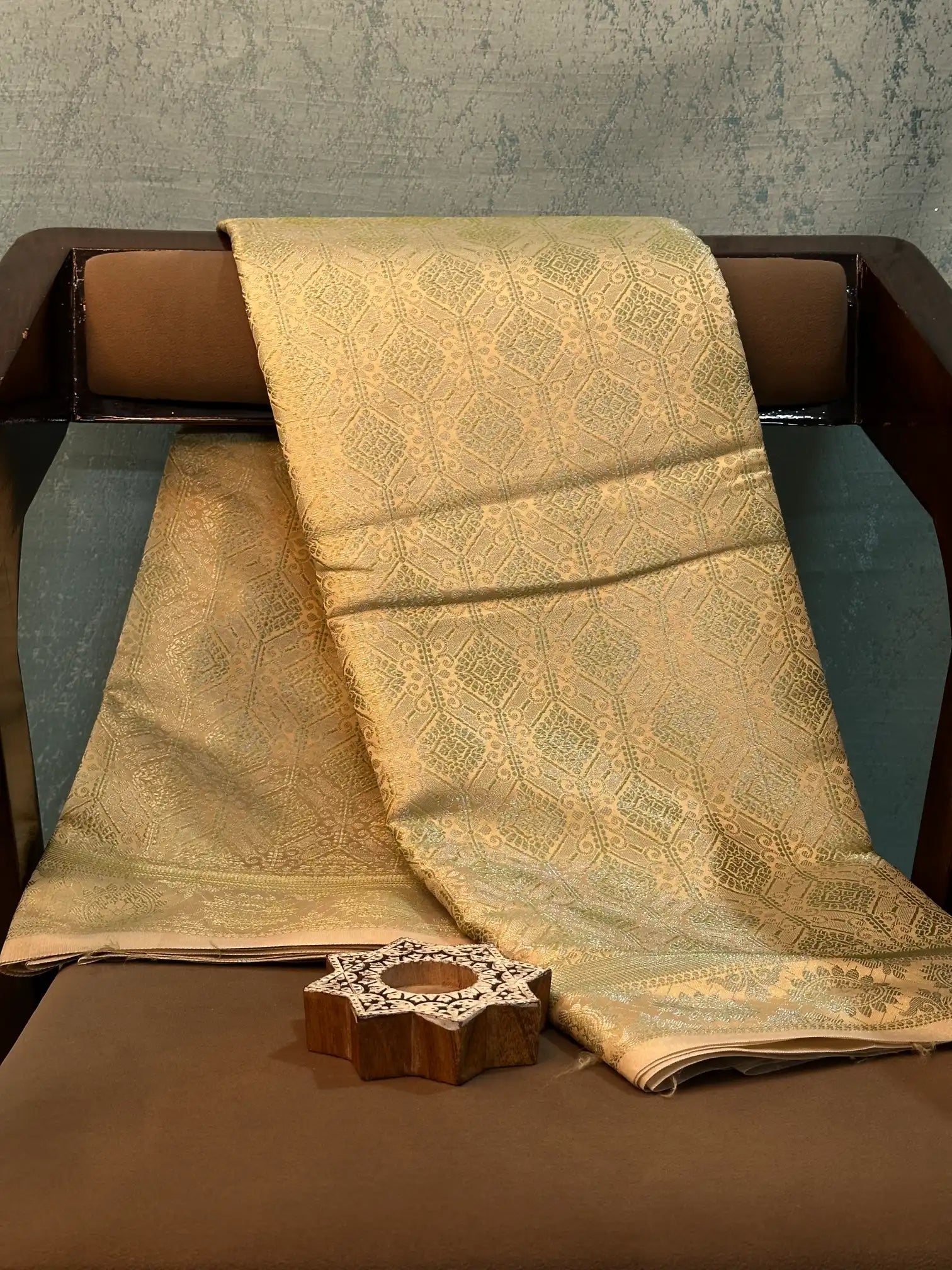 Eccentric Weave Softsilk Traditional Banarasi Saree