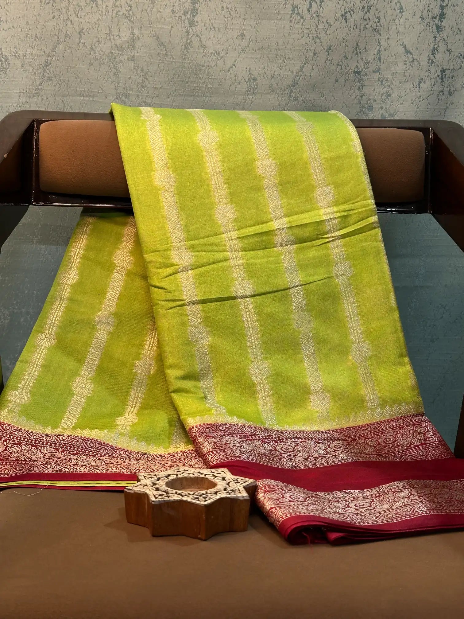 Jacquard Weave Soft Beautiful Banarasi Saree