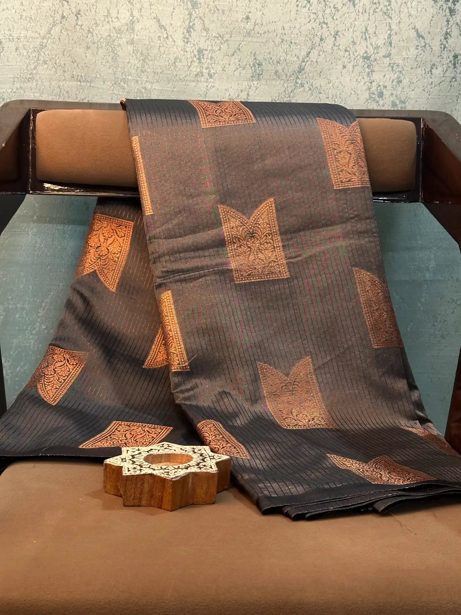 Eccentric Weave Softsilk Traditional Banarasi Saree