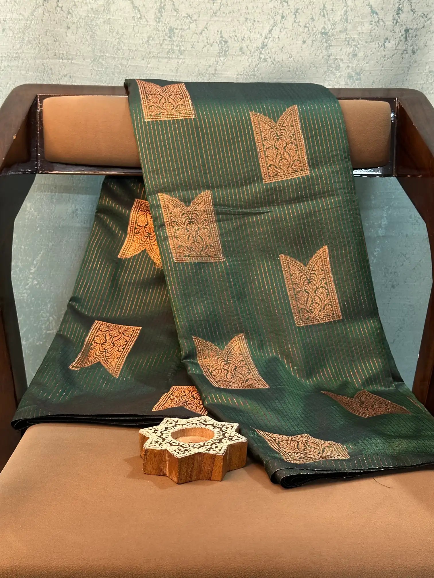 Jacquard Weave Soft Beautiful Banarasi Saree