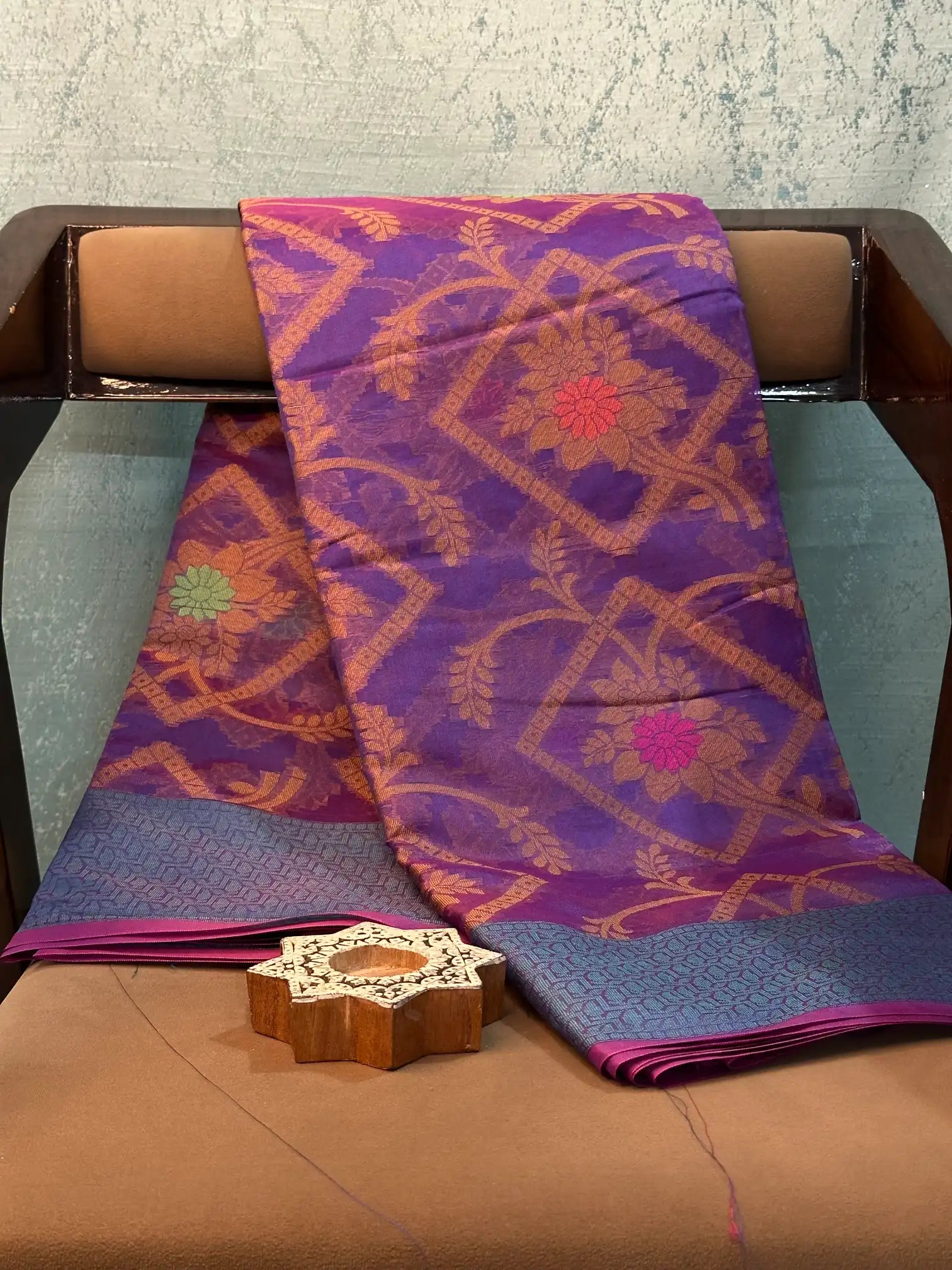 Eccentric Weave Softsilk Traditional Banarasi Saree