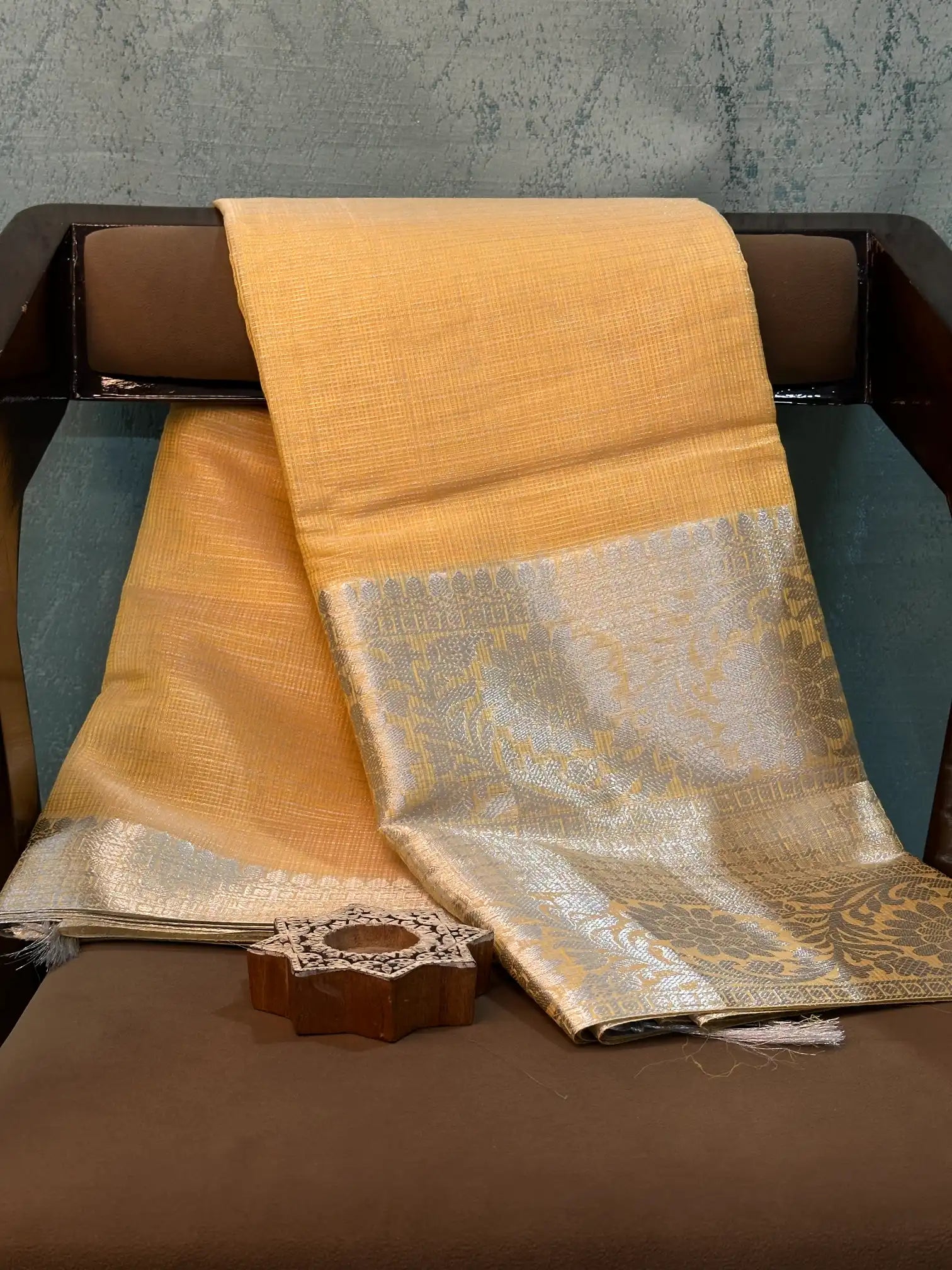 Eccentric Weave Softsilk Traditional Banarasi Saree