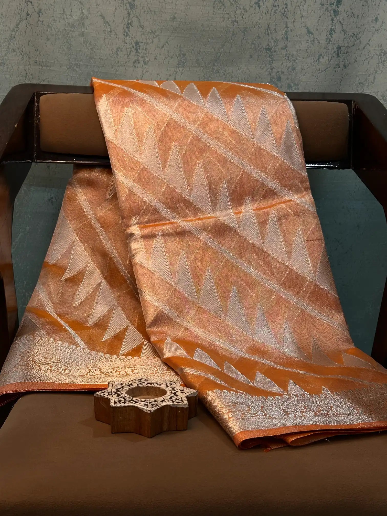 Contemporary Weave Kora Tissue silk Banarasi Saree