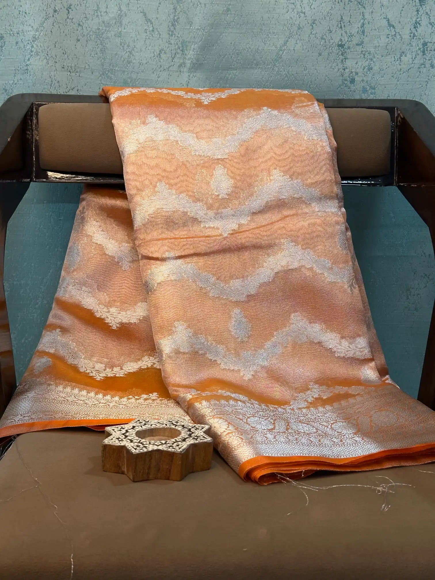 Contemporary Weave Kora Tissue silk Banarasi Saree