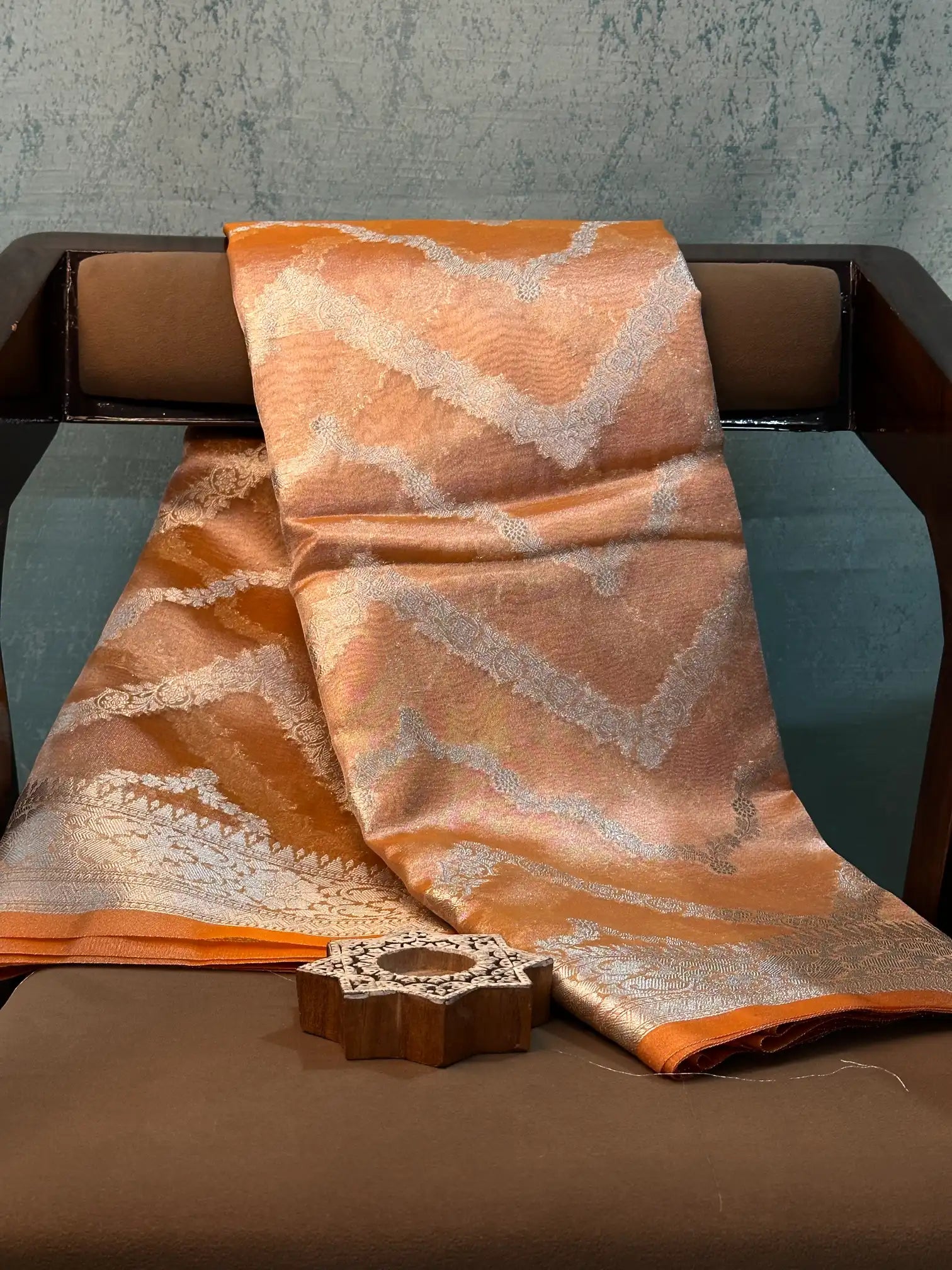 Contemporary Weave Kora Tissue silk Banarasi Saree