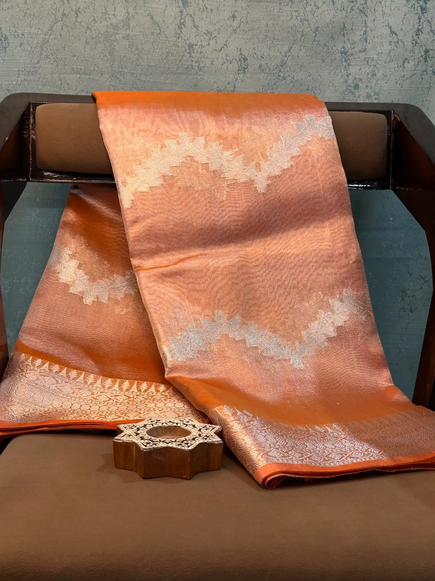 Contemporary Weave Kora Tissue silk Banarasi Saree