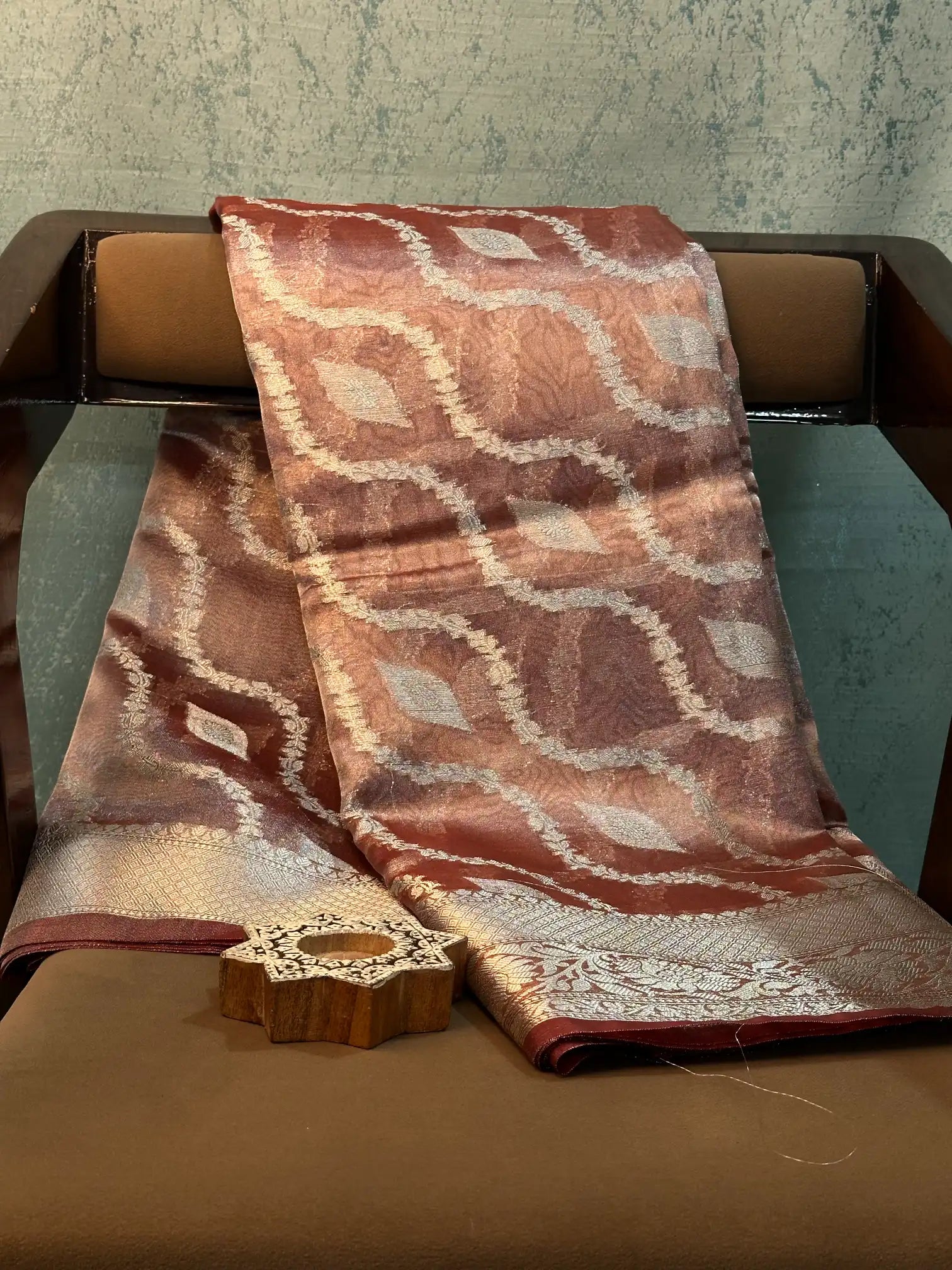 Contemporary Weave Kora Tissue silk Banarasi Saree