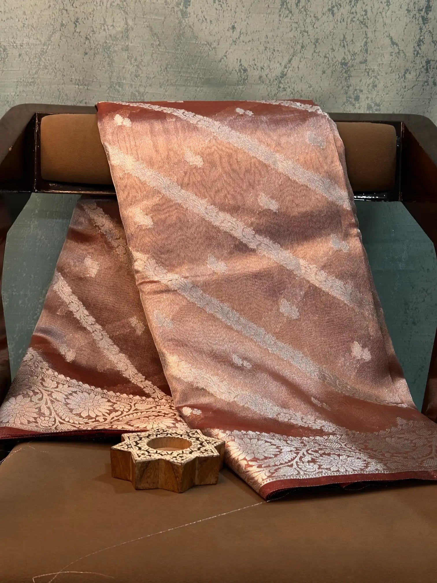 Contemporary Weave Kora Tissue silk Banarasi Saree