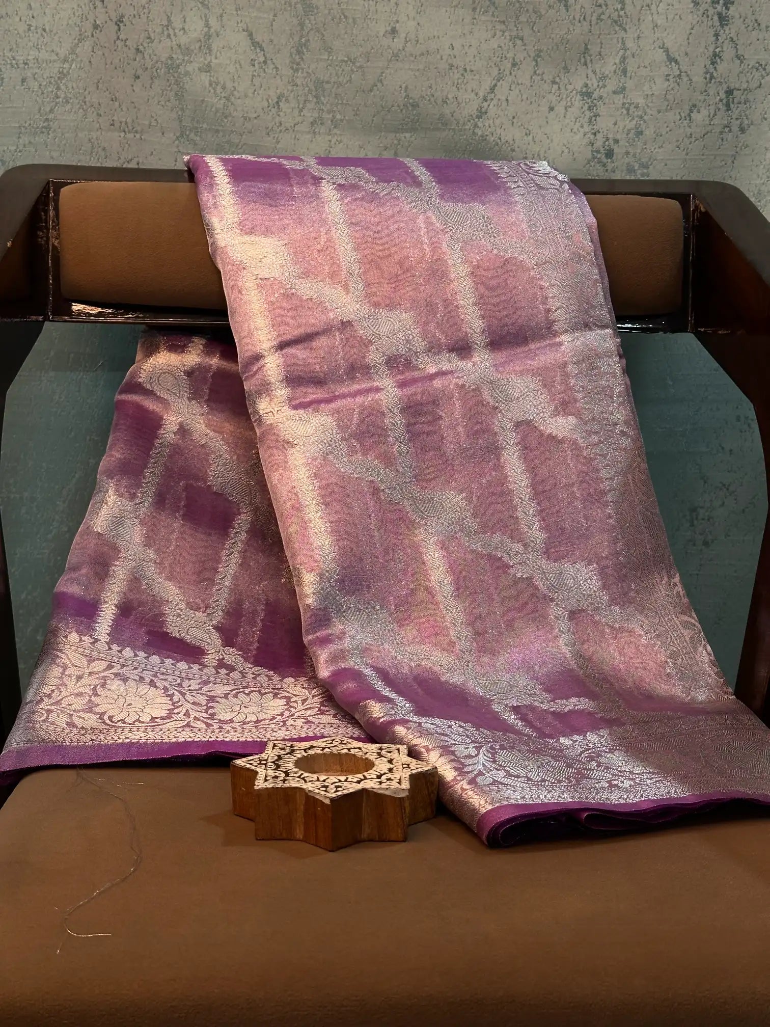 Contemporary Weave Kora Tissue silk Banarasi Saree