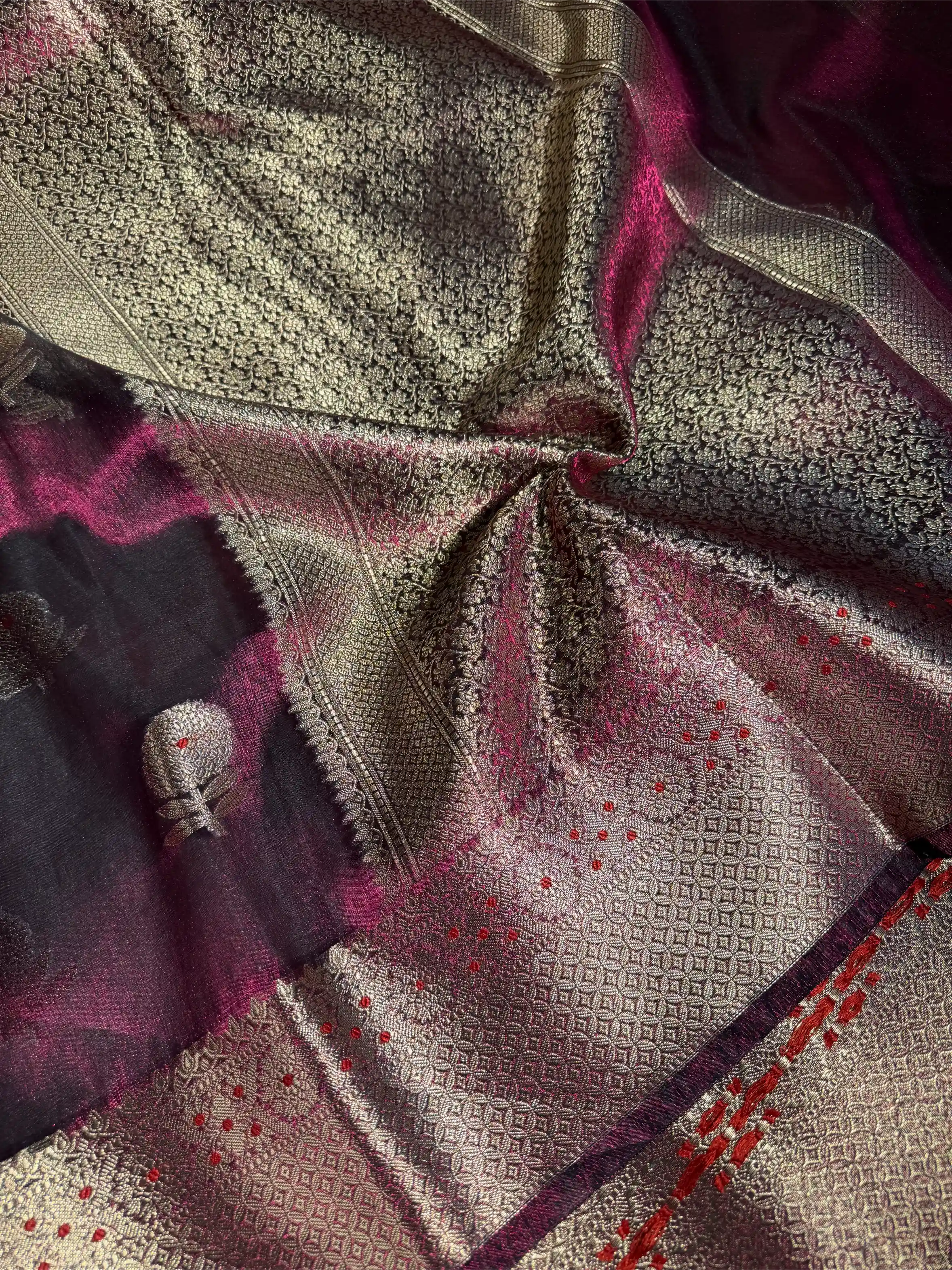 Majenta Violet Kora Tissue Sil Flower Buta Banarasi Saree