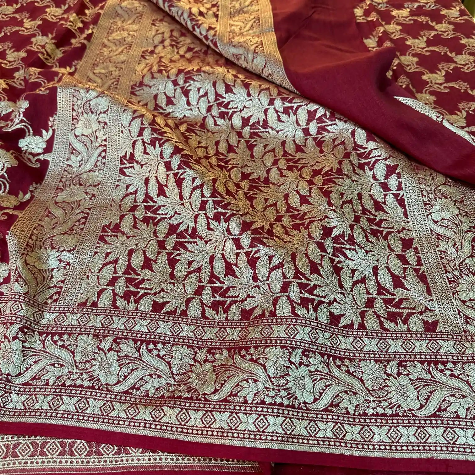 Maroon Jaal Weave Munga Silk Banarasi Saree