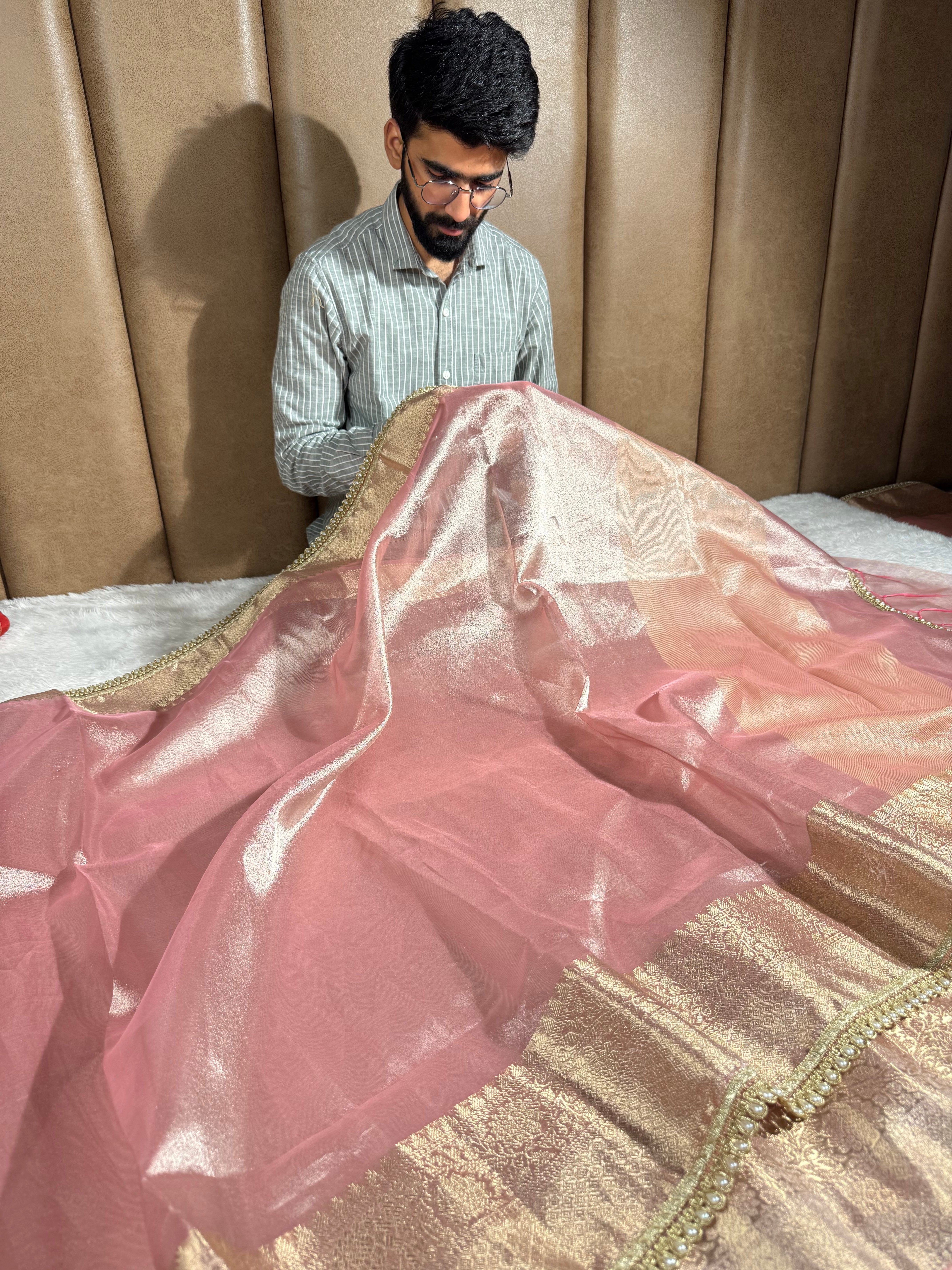 Mauve Pink Glass Tissue Silk Designer Banarasi Saree