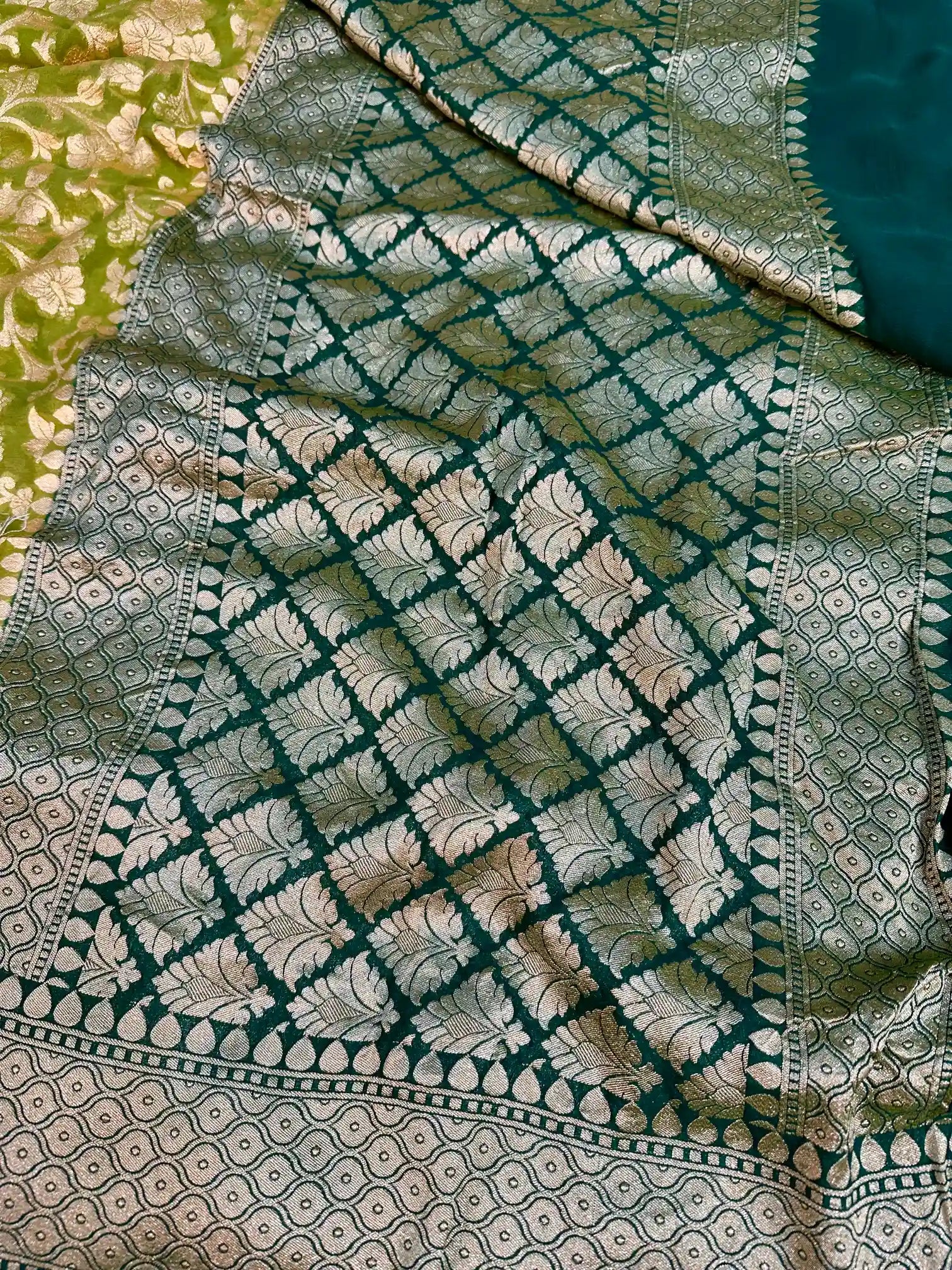 Mehendi Green Contrast Khaddi Georgette Banarasi Saree