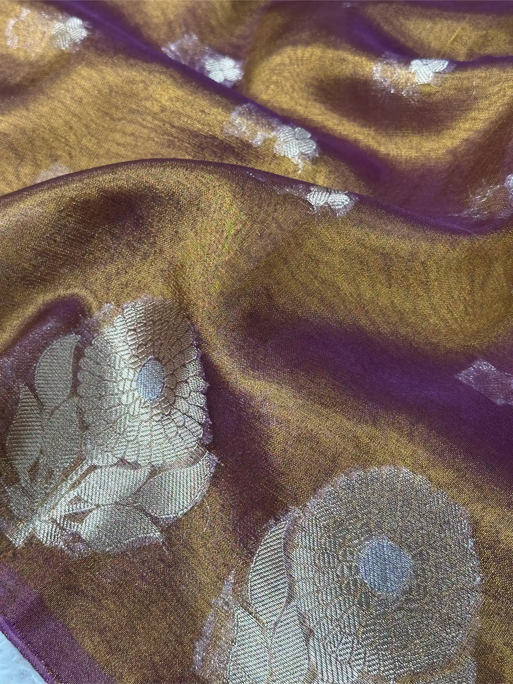 Metallic Purple Kora Tissue Silk Dhoop Chaun Weave Contemporary Banarasi Saree