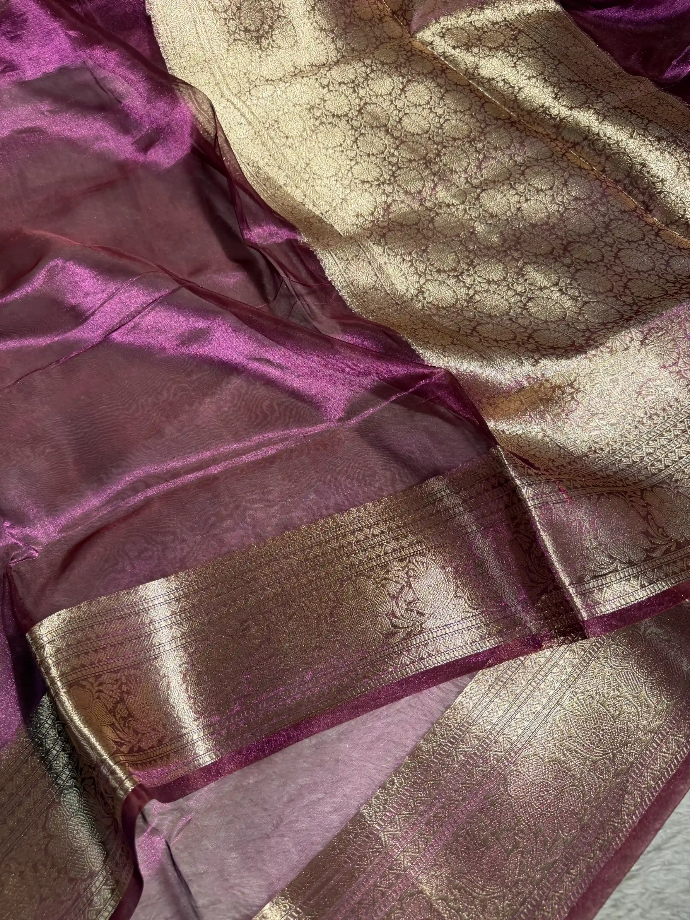 Metallic Violet 100% Pure Tissue Silk Traditional Jacquard Weave Banarasi Saree