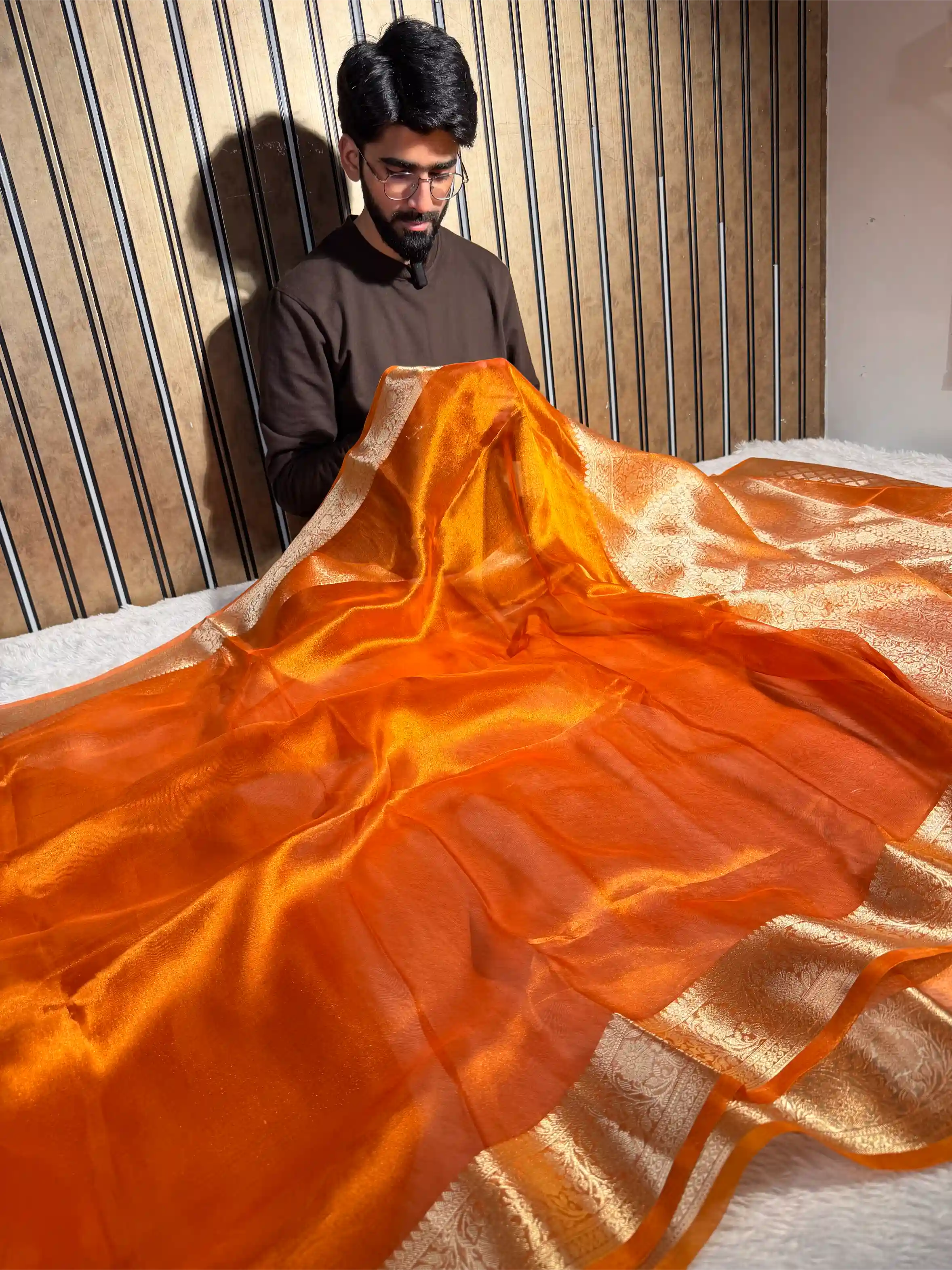 Metallic Orange Pure Tissue Silk Traditional Weave Banarasi Saree