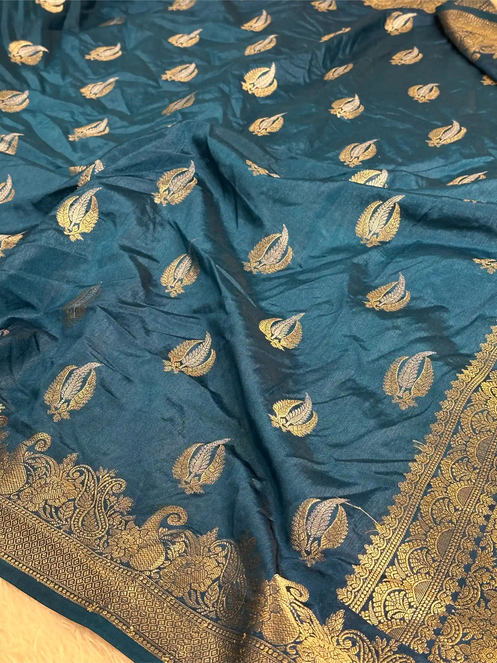 Midnight Blue Shade Warm Silk Traditional Banarasi Saree