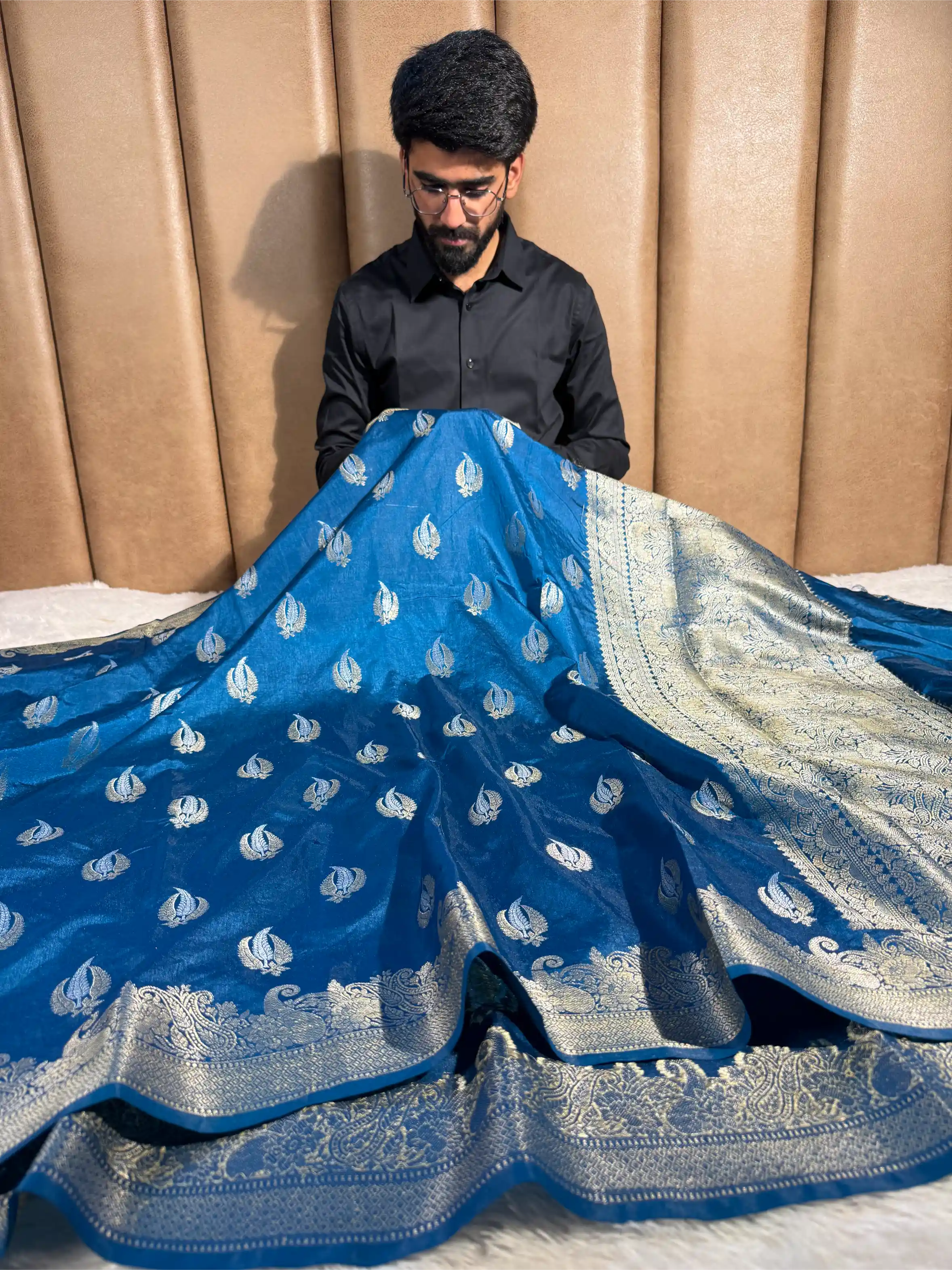 Midnight Blue Shade Warm Silk Traditional Banarasi Saree