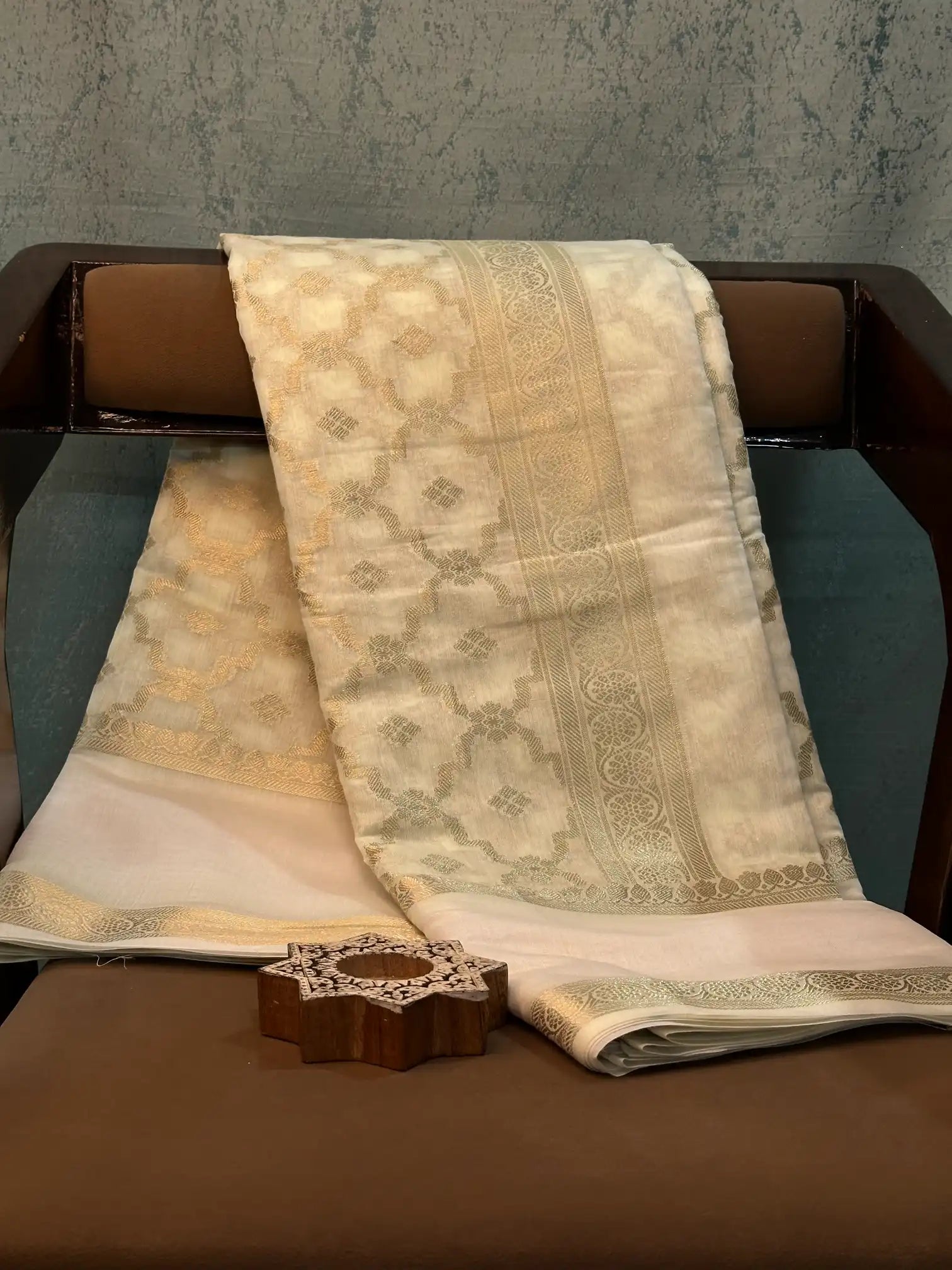 Eccentric Weave Softsilk Traditional Banarasi Saree