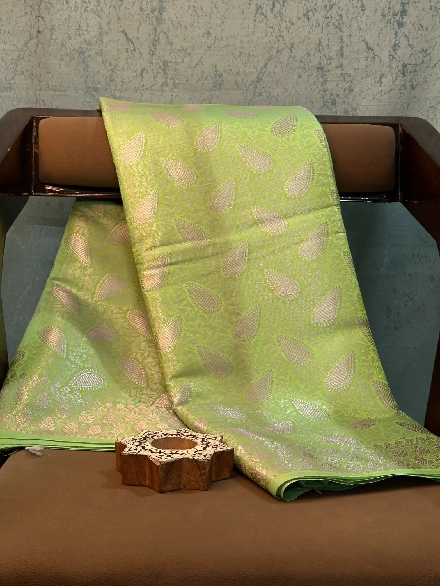 Eccentric Weave Softsilk Traditional Banarasi Saree