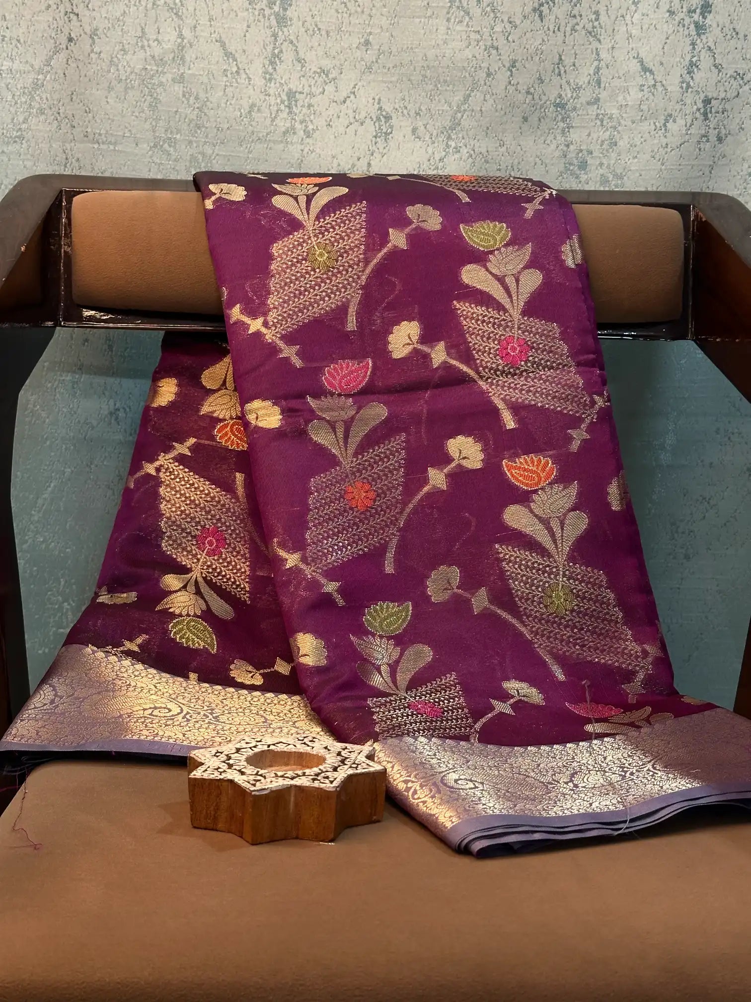 Jacquard weave soft beautiful Banarasi saree