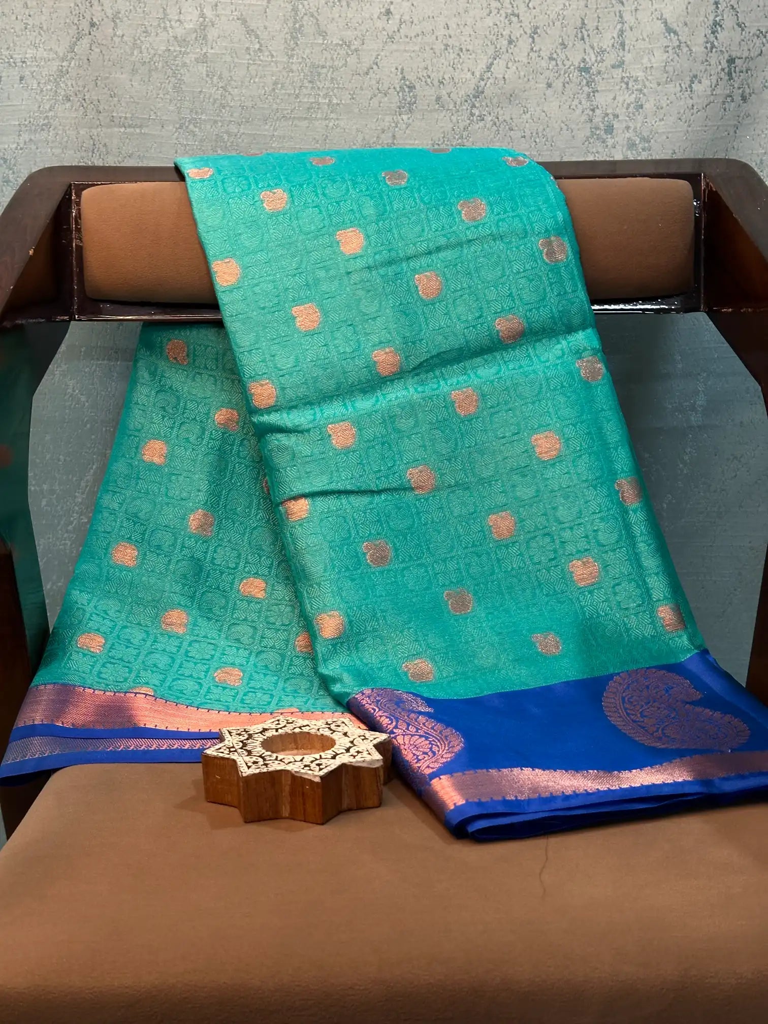 Eccentric Weave Softsilk Traditional Banarasi Saree