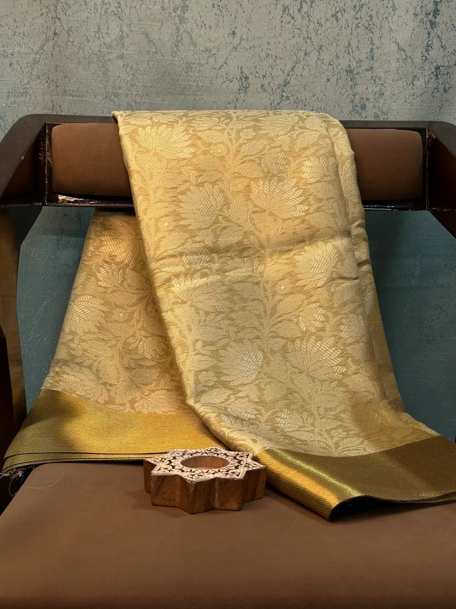 Eccentric Weave Softsilk Traditional Banarasi Saree