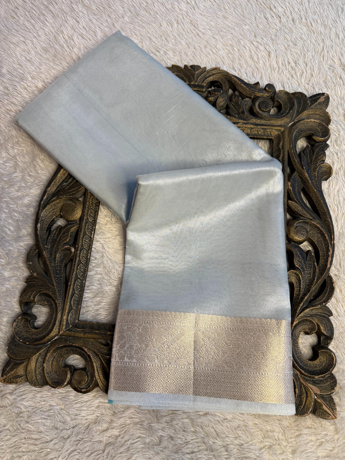 Trending Softsilk Jacquard Unique Banarasi Saree