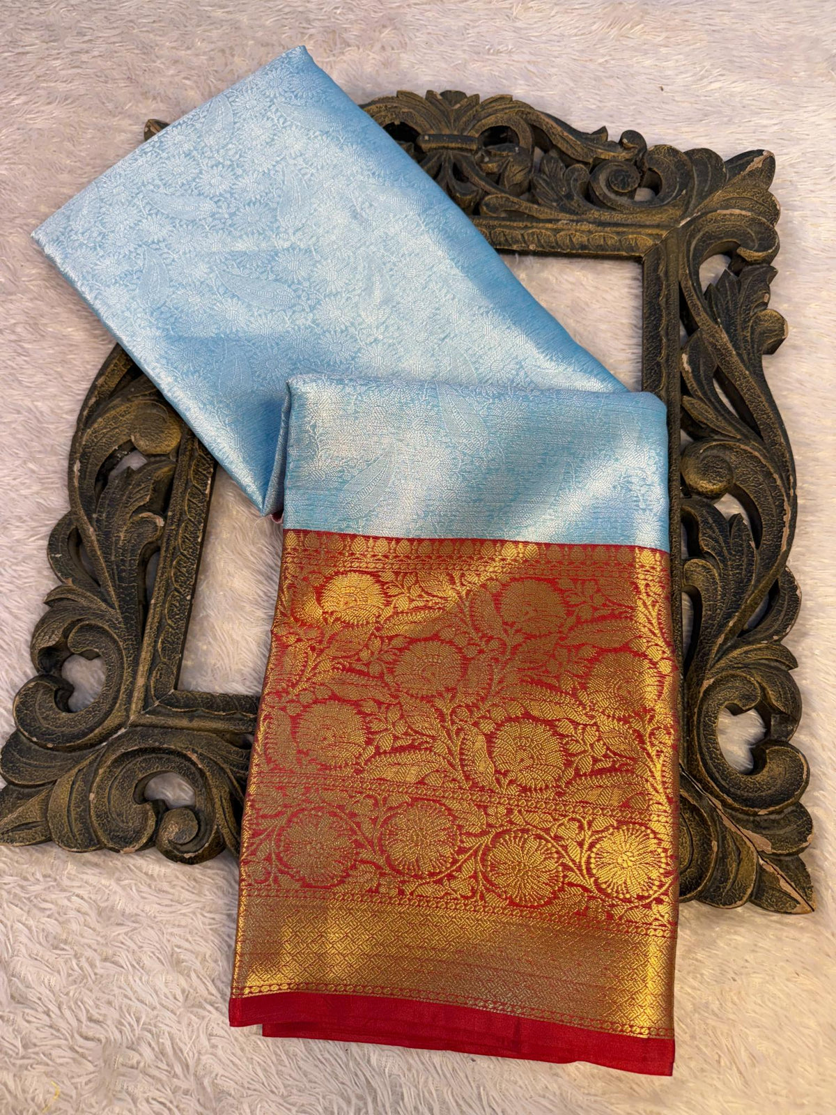 Trending Softsilk Jacquard Unique Banarasi Saree