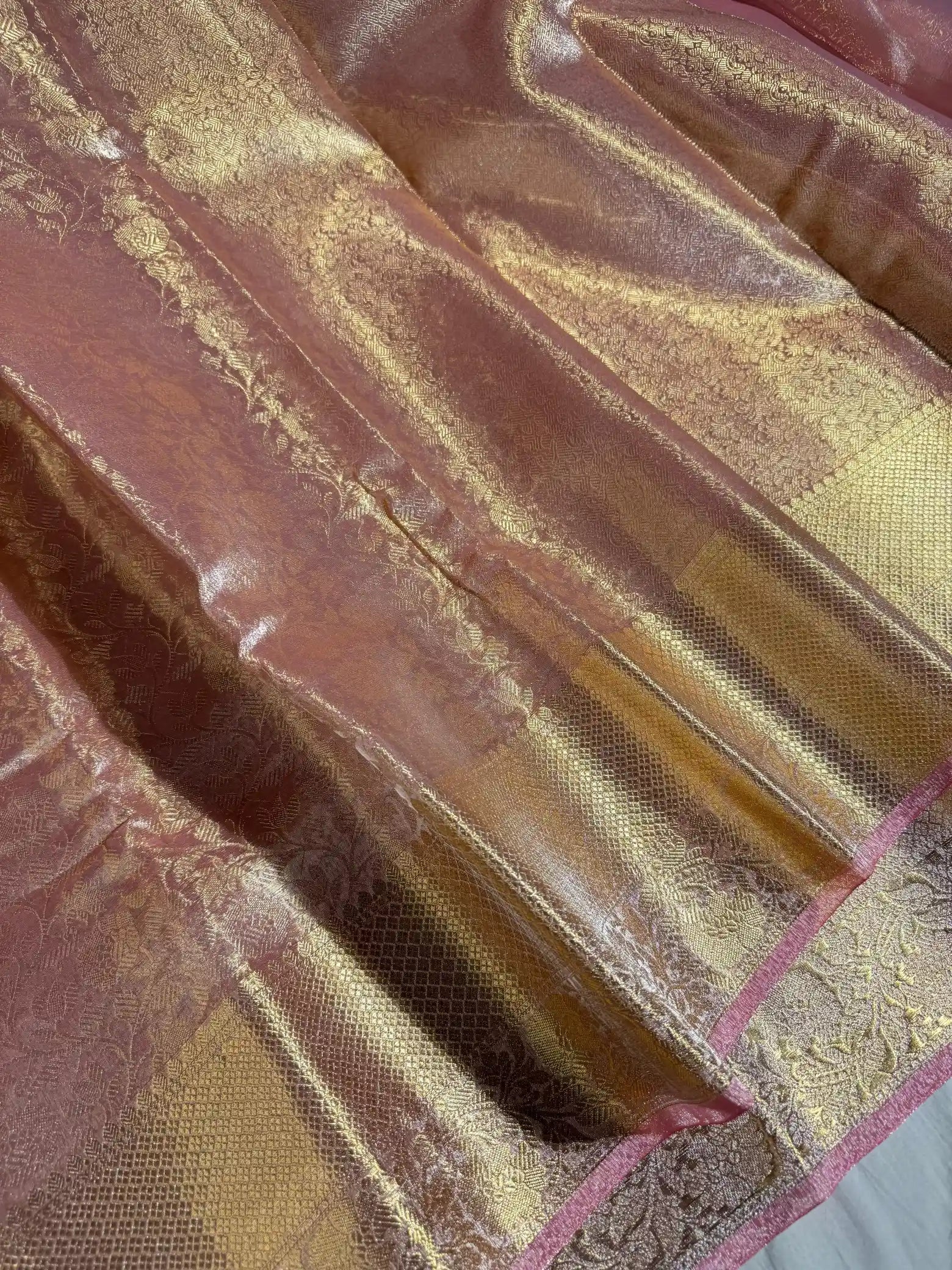 Mauve Glass Tissue Silk Embossed Floral Weave Banarasi Saree