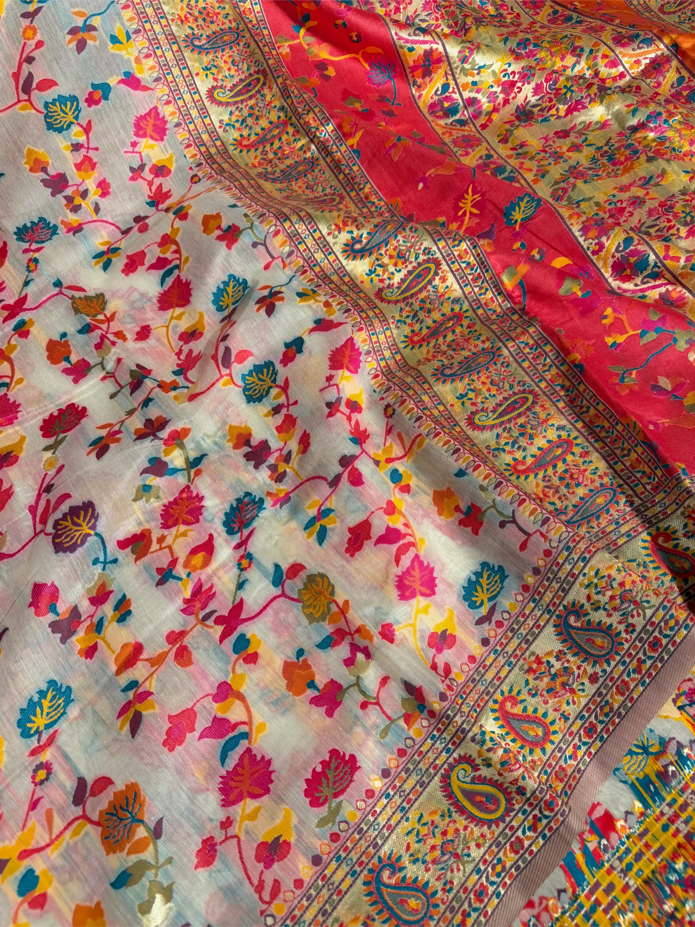 Off White Irresistible Pashmina Weave Soft Cotton Silk Saree