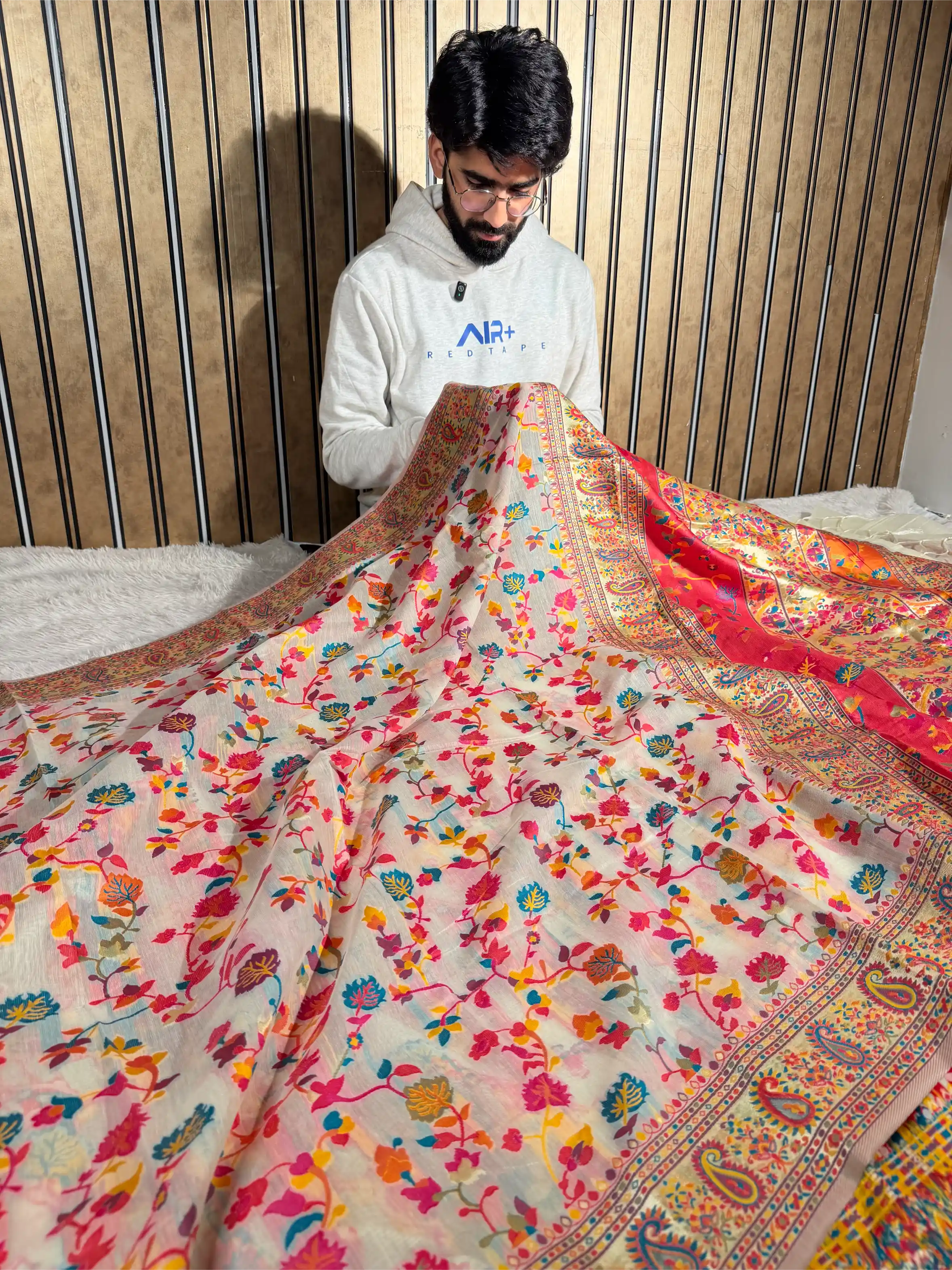 Off White Irresistible Pashmina Weave Soft Cotton Silk Saree