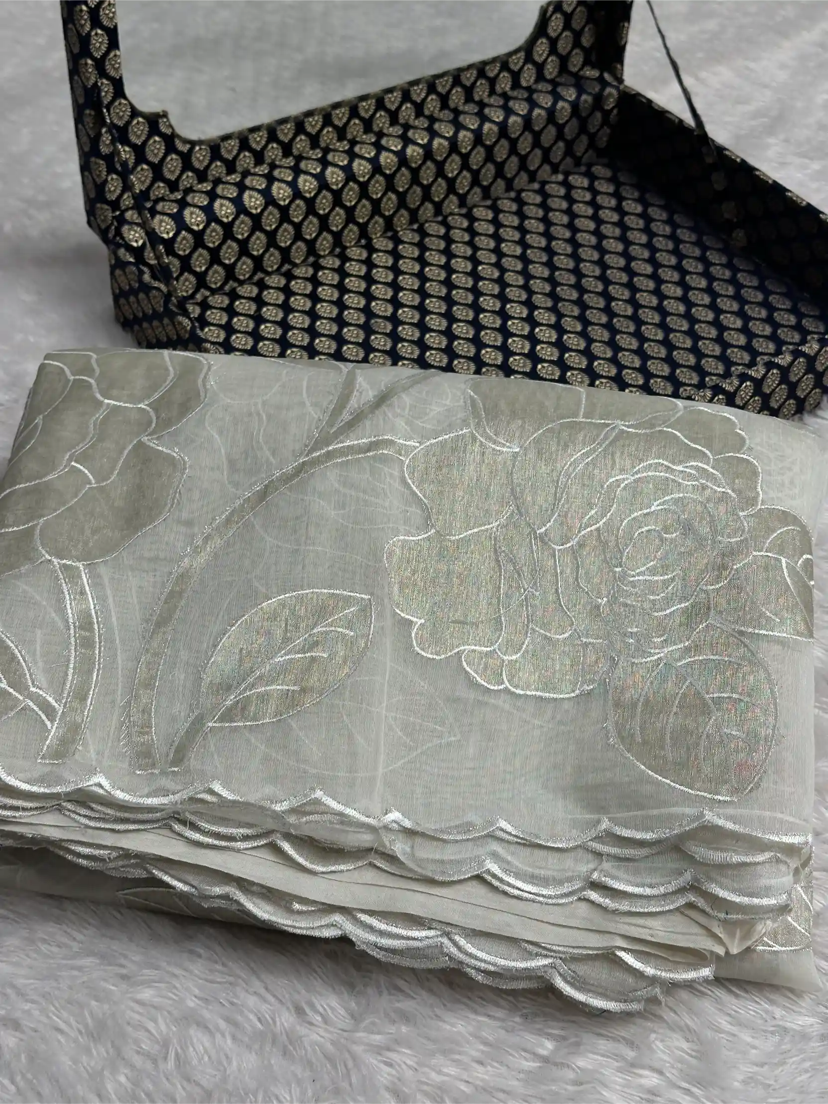 Off White Pure Mul Chanderi Appliqué Work Banarasi Saree