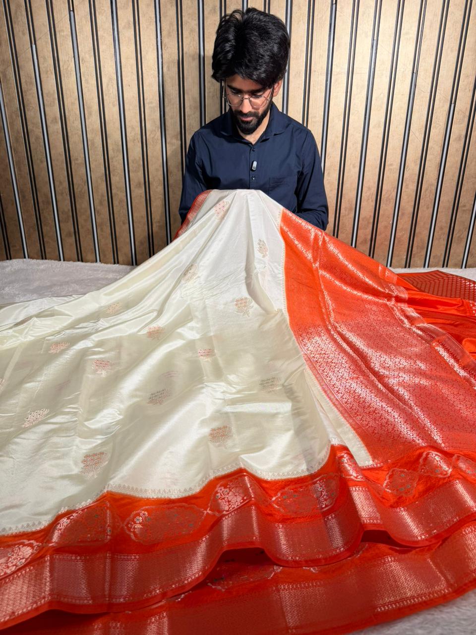 Off White Shade premium Chinia silk Banarasi saree