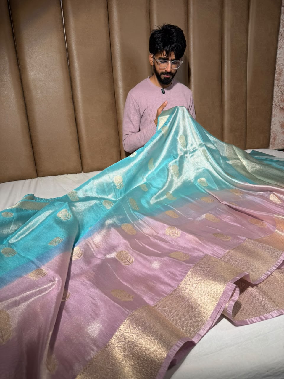 Ombré Eccentric Breathable Soft Tissue Banarasi Saree