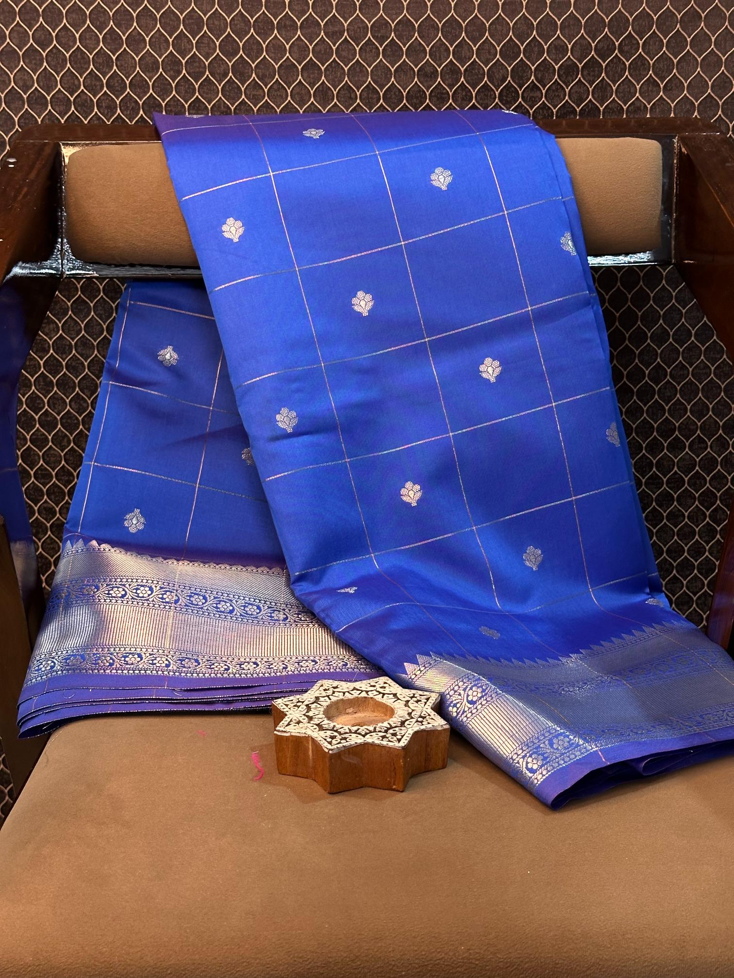Eccentric Zari Weave Softsilk Heritage Banarasi Saree