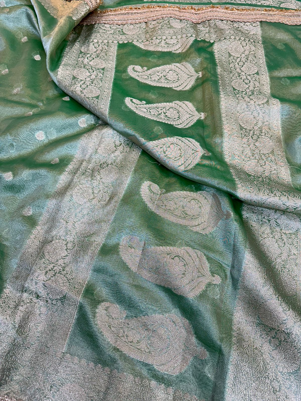 Parrot Green Tissue Silk Lace Attached Banarasi Saree