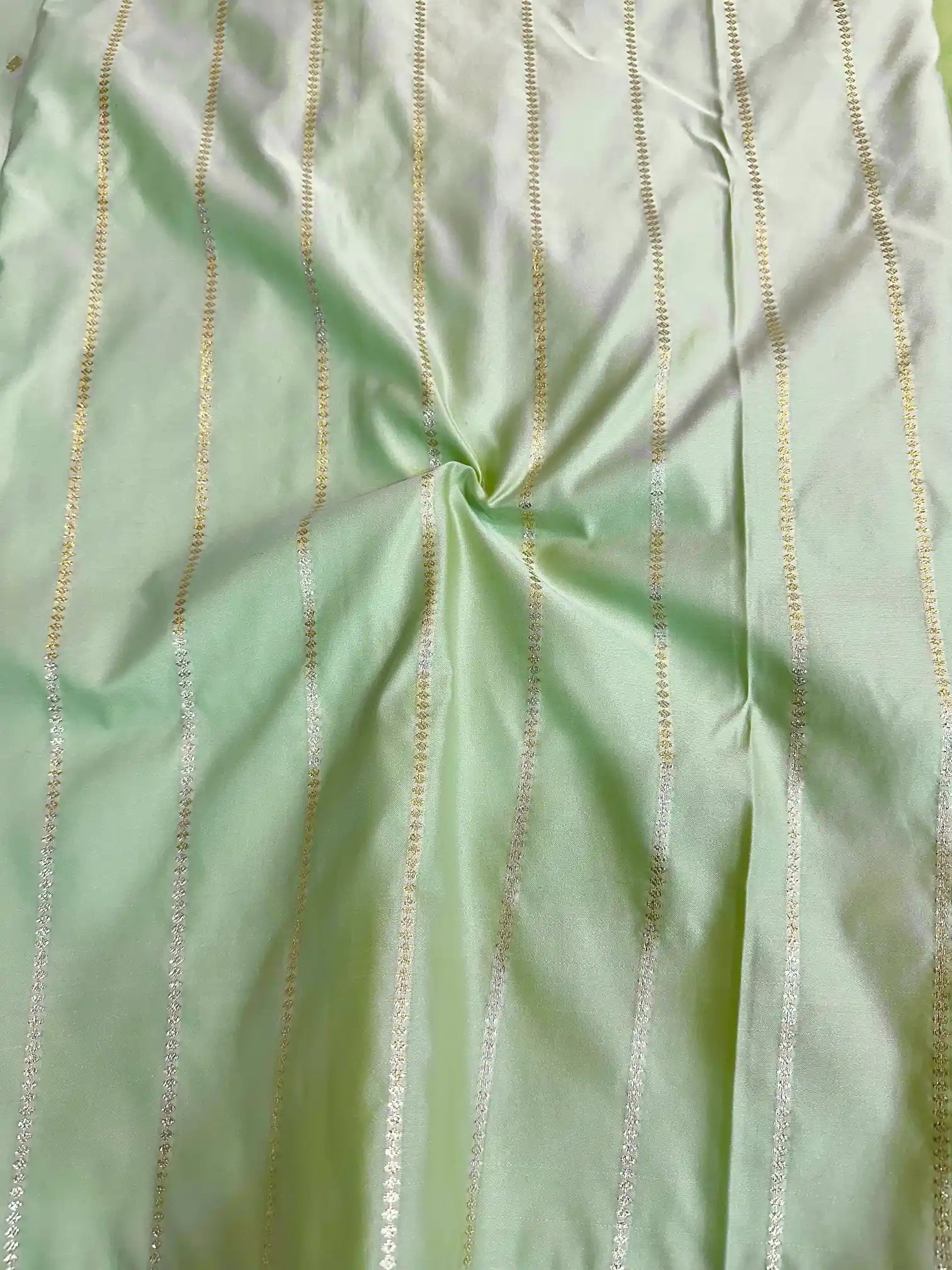 Pastel Peach Premium Mashru Katan Silk Banarasi Saree