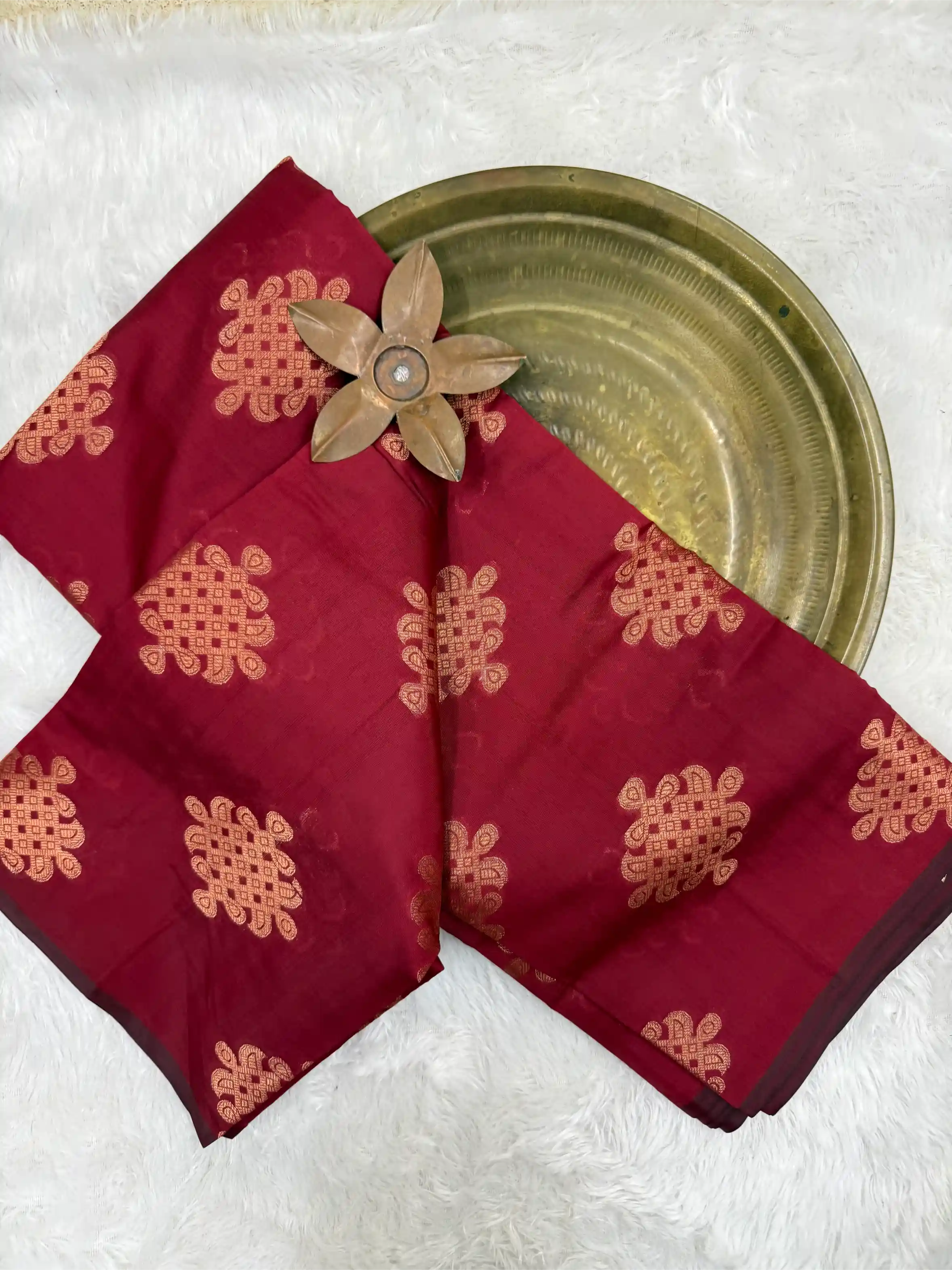 Premium Embossed Weave Softsilk Traditional Banarasi Saree