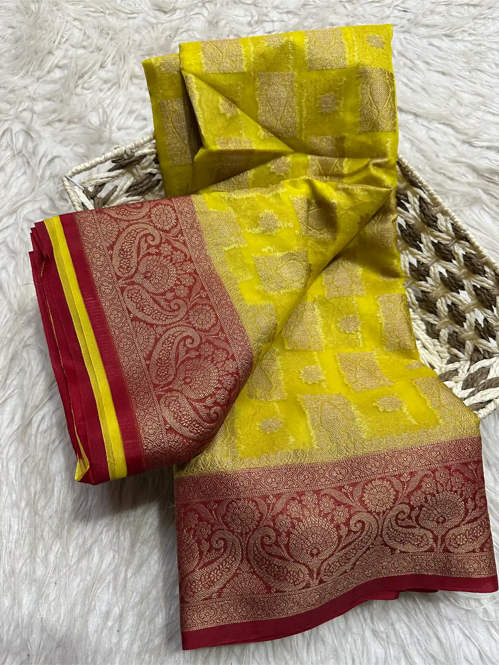 Premium Softsilk Heritage Weave Banarasi Saree
