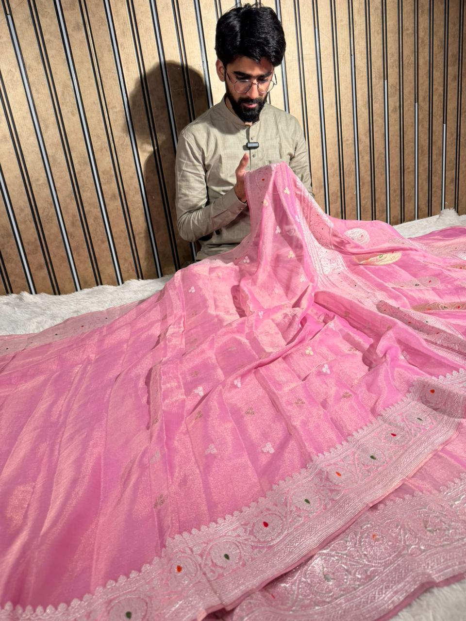 Pretty Metallic Pink Pure Khaddi Tissue Silk Handwoven Banarasi Saree