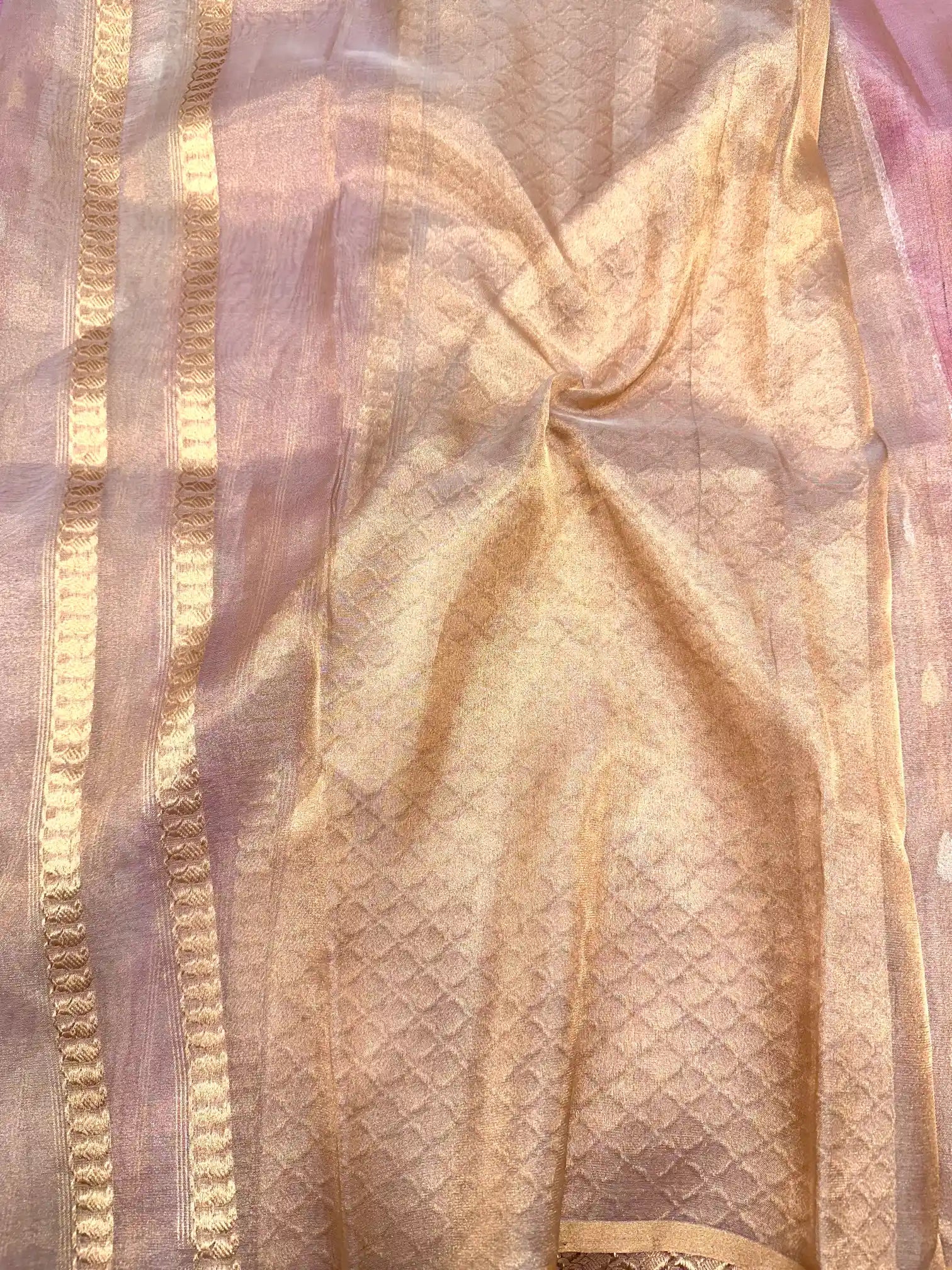 Pretty Pink Handloom Kadhua Weave Pure Tissue Silk Saree