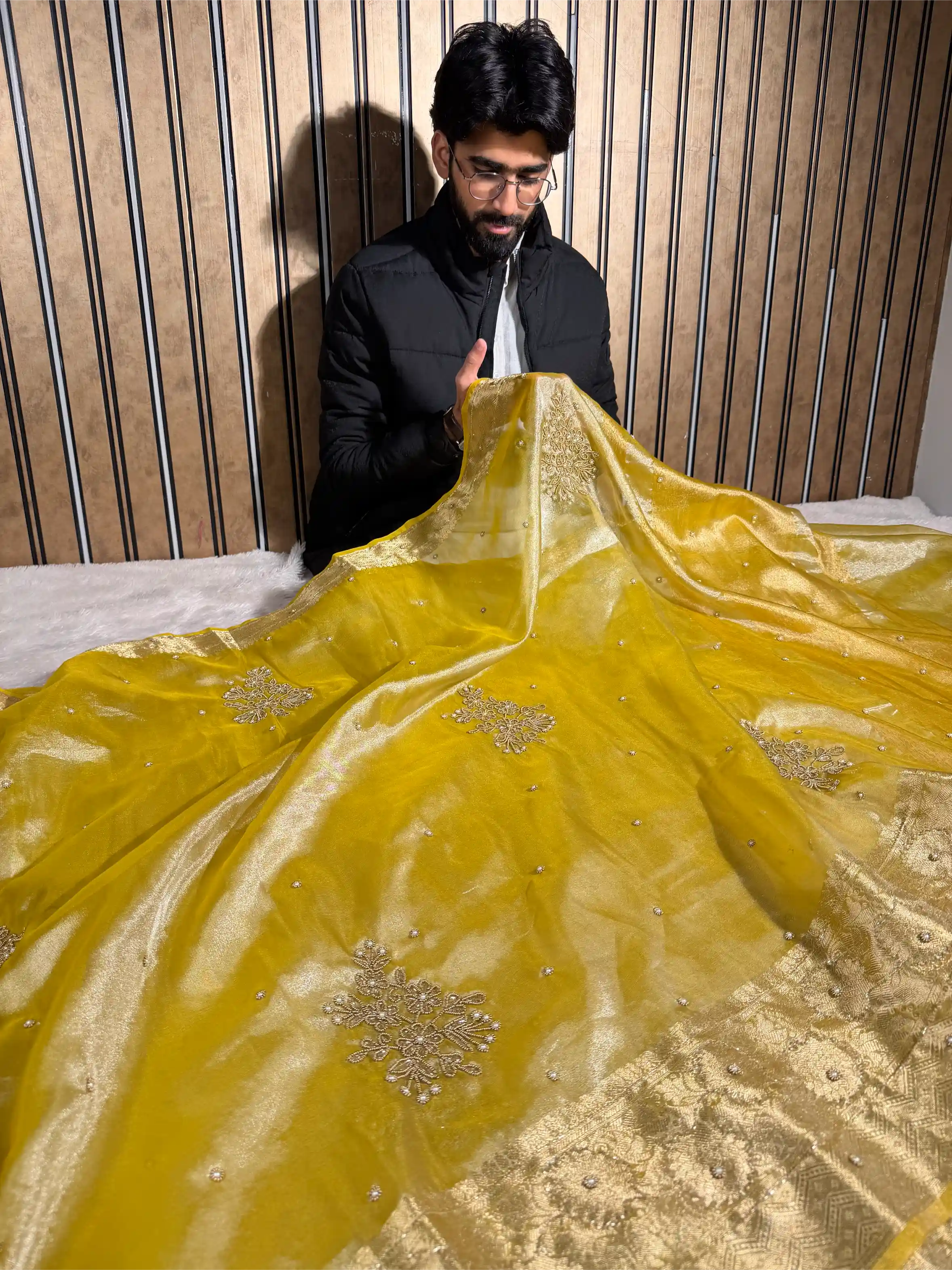 Pretty Yellow Tissue Silk Premium Handwork Banarasi Saree