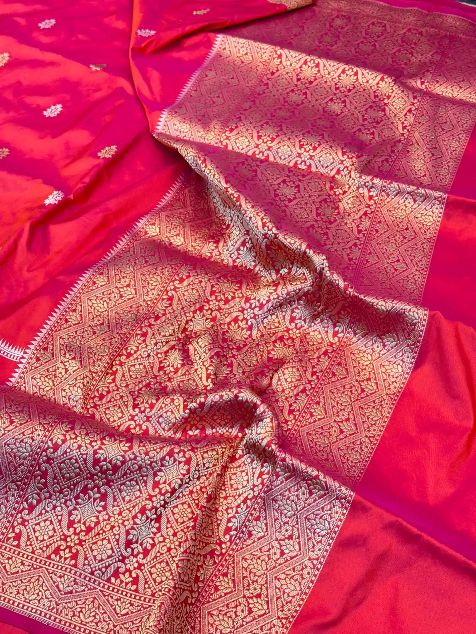 Pure Katan Silk Handweaved Kadhua Banarasi Saree