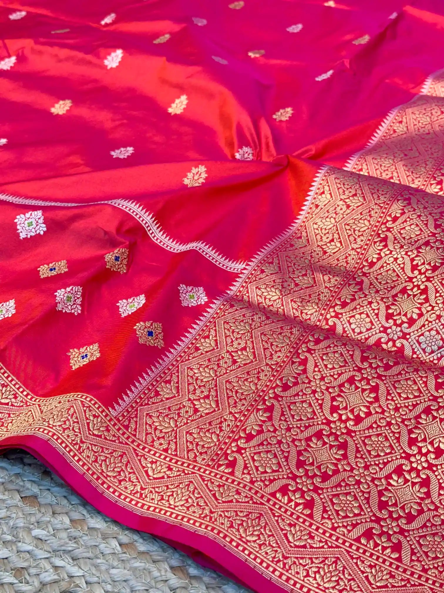 Pure Katan Silk Handweaved Kadhua Banarasi Saree