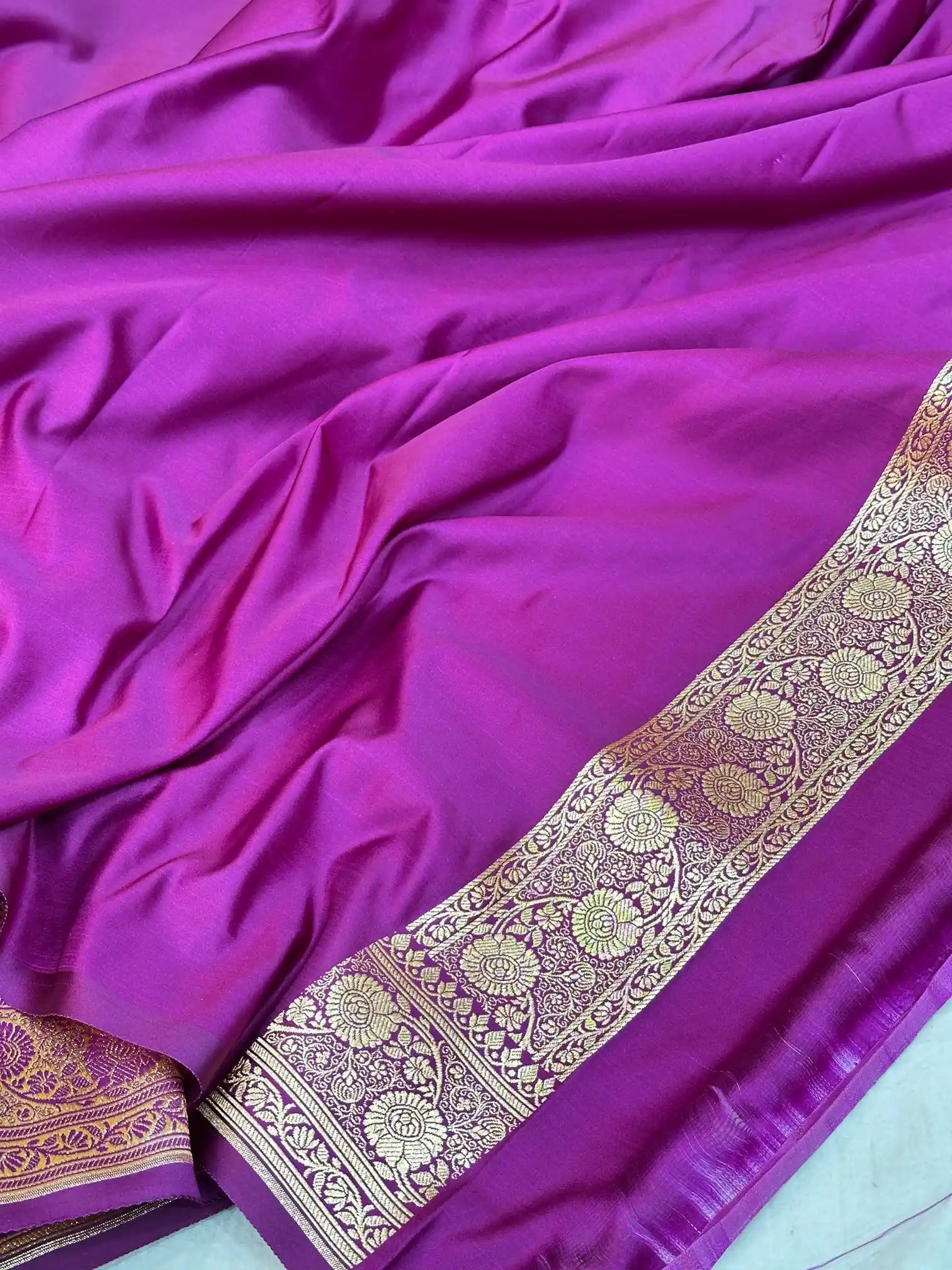 Purple Satin Silk Saree with Rich Texture Design and Classical Pallu