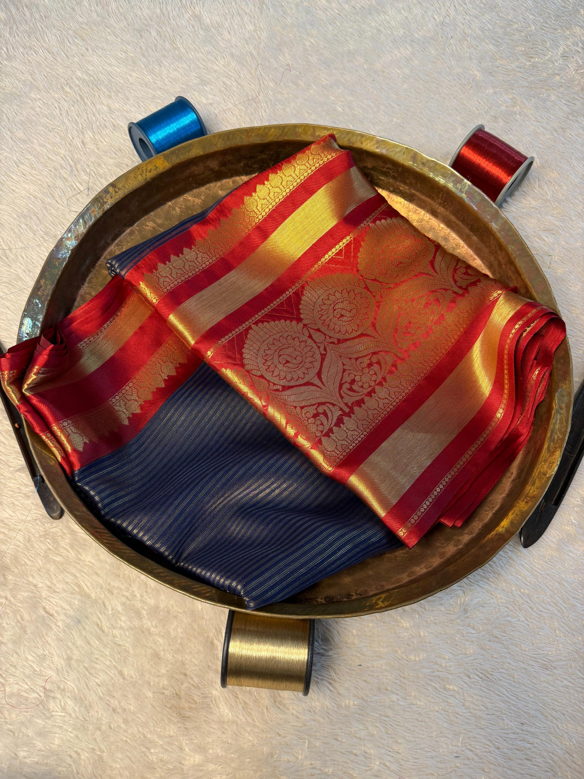 Trending Softsilk Jacquard Unique Banarasi Saree