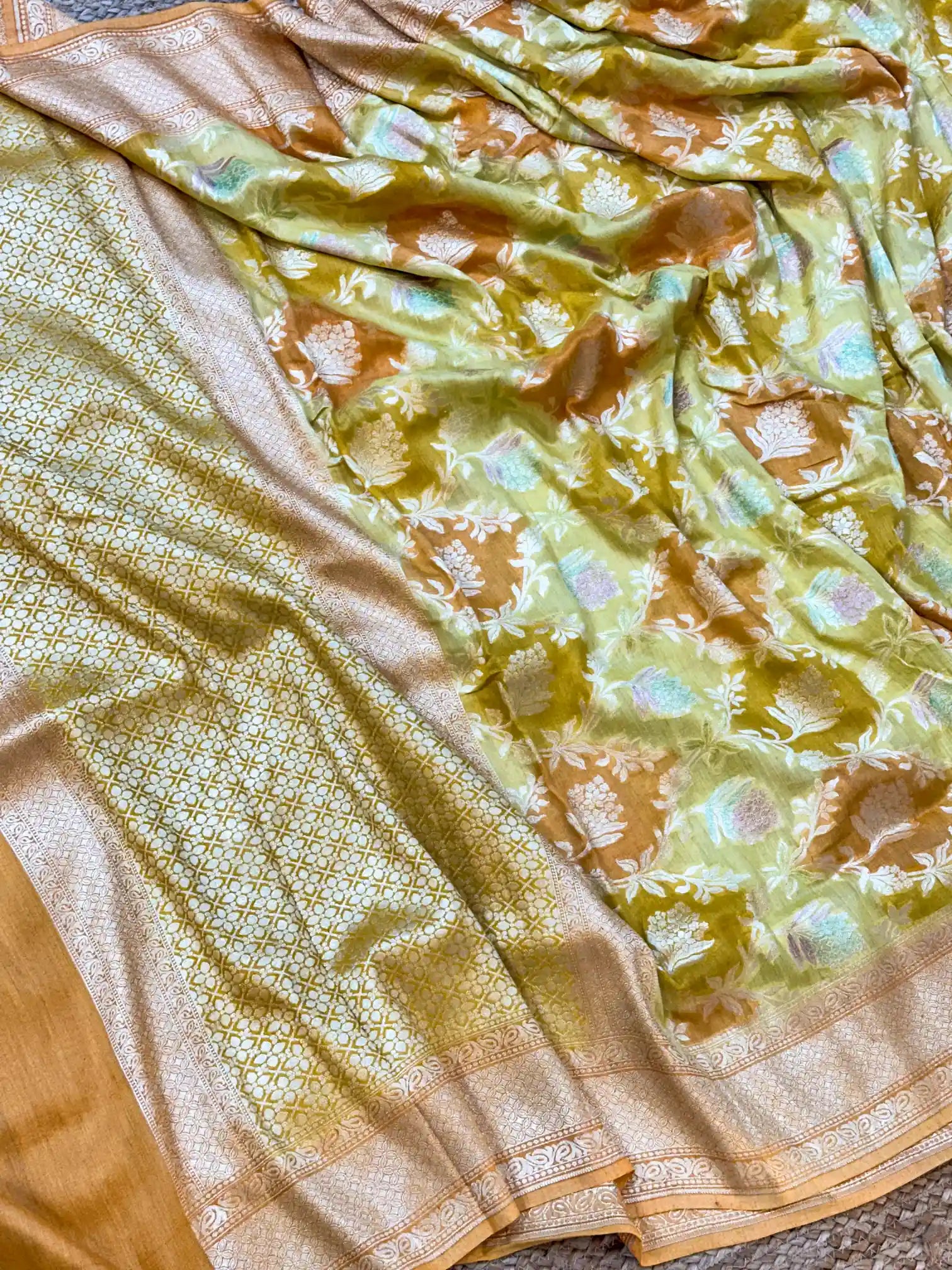 Rangkat Handbrush Dyed Munga Silk Banarasi Saree